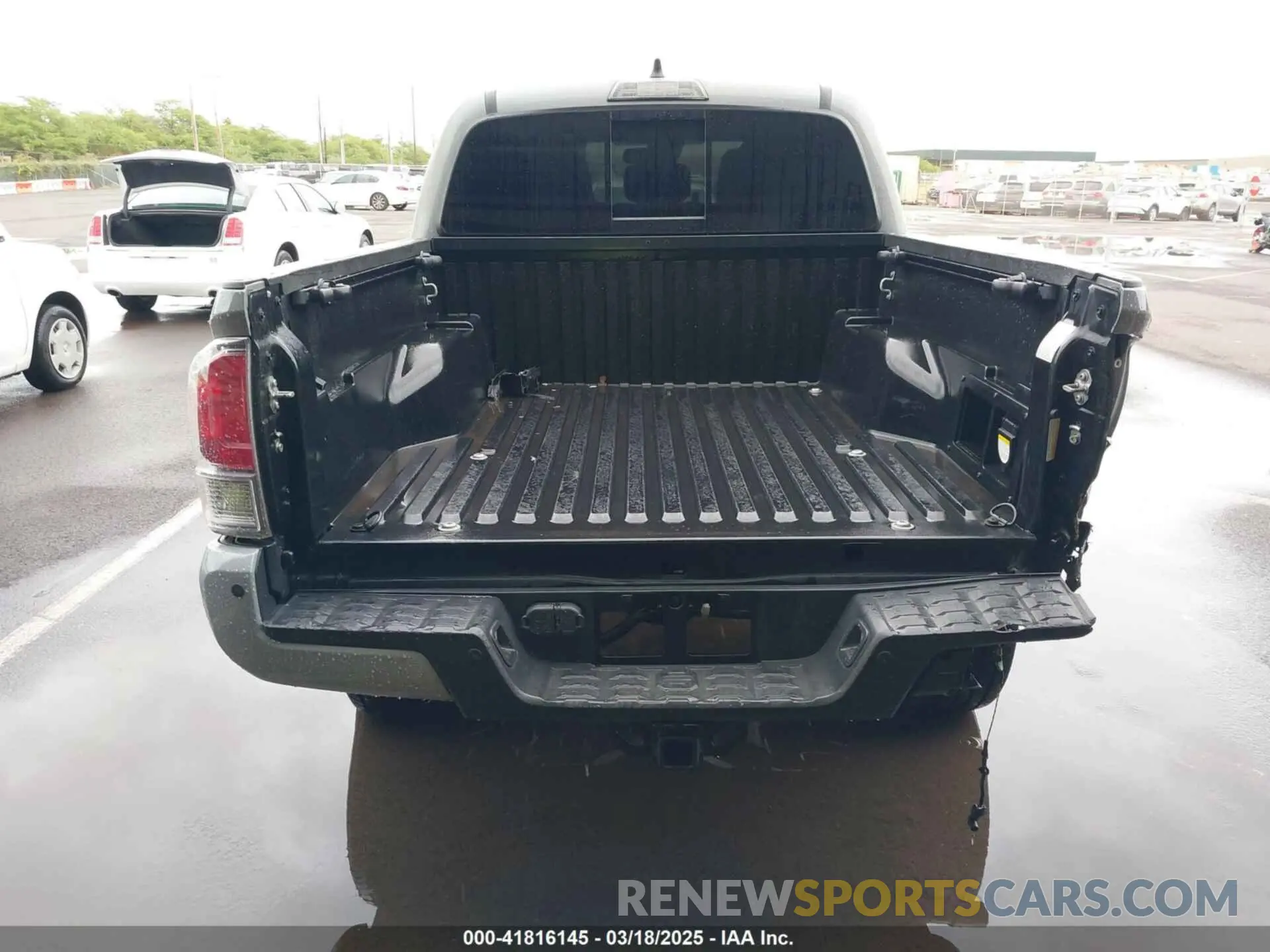 15 Photograph of a damaged car 3TMCZ5AN5MM416056 TOYOTA TACOMA 2021