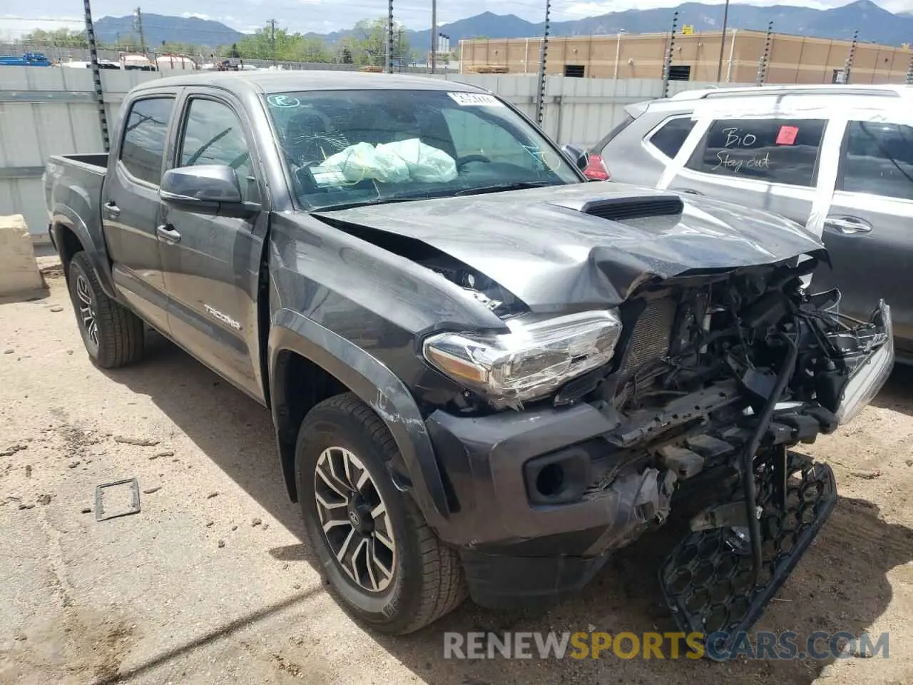 1 Photograph of a damaged car 3TMCZ5AN5MM417322 TOYOTA TACOMA 2021