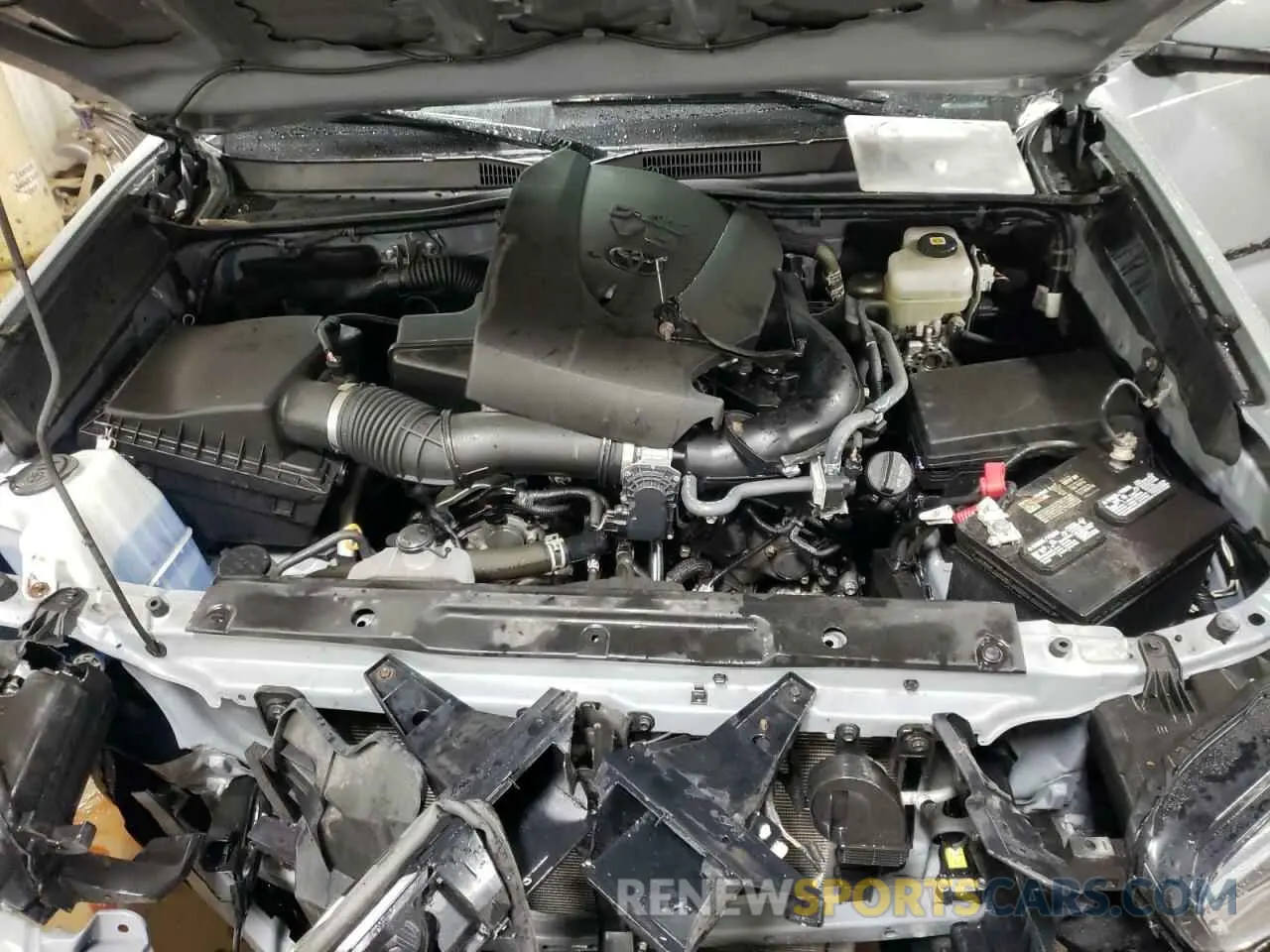 11 Photograph of a damaged car 3TMCZ5AN6MM380426 TOYOTA TACOMA 2021