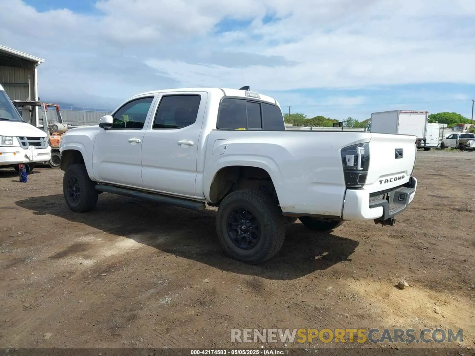 3 Photograph of a damaged car 3TMCZ5AN6MM389742 TOYOTA TACOMA 2021