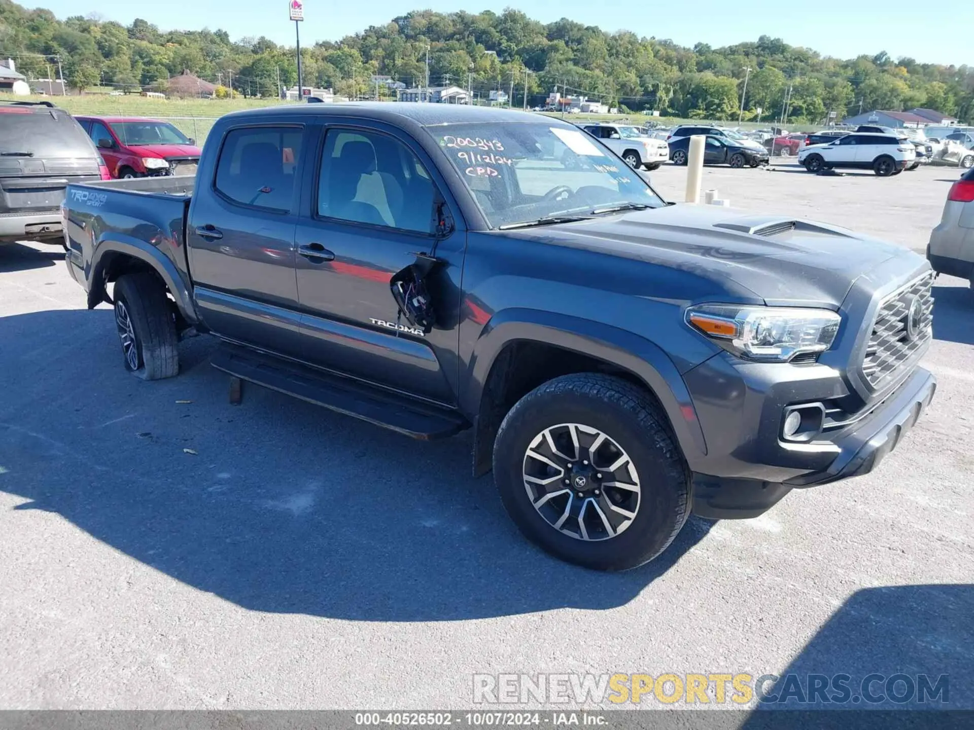 1 Photograph of a damaged car 3TMCZ5AN6MM392933 TOYOTA TACOMA 2021