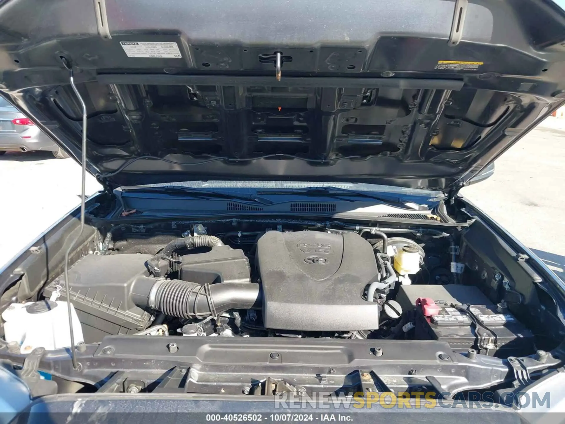 10 Photograph of a damaged car 3TMCZ5AN6MM392933 TOYOTA TACOMA 2021