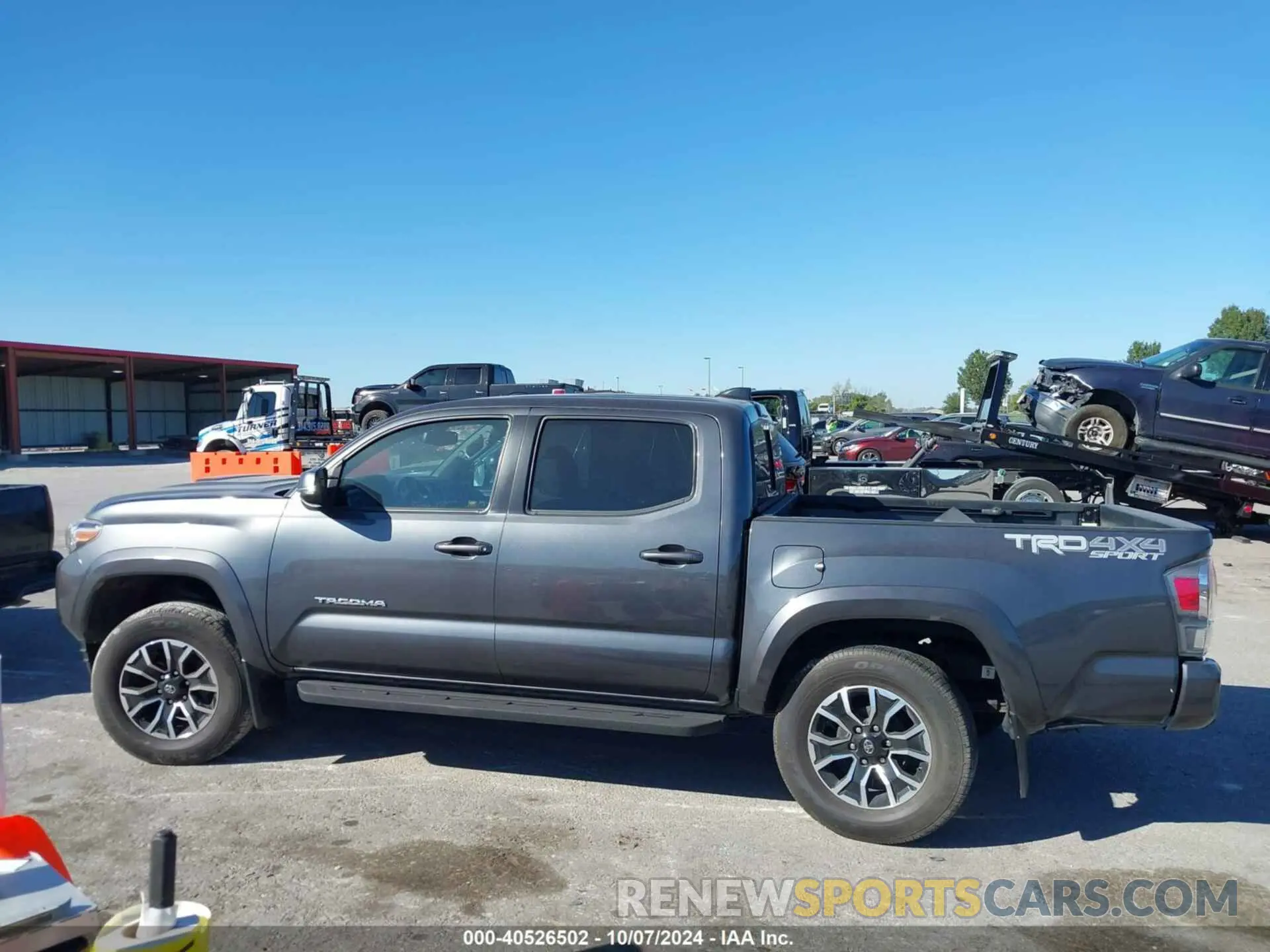 13 Photograph of a damaged car 3TMCZ5AN6MM392933 TOYOTA TACOMA 2021