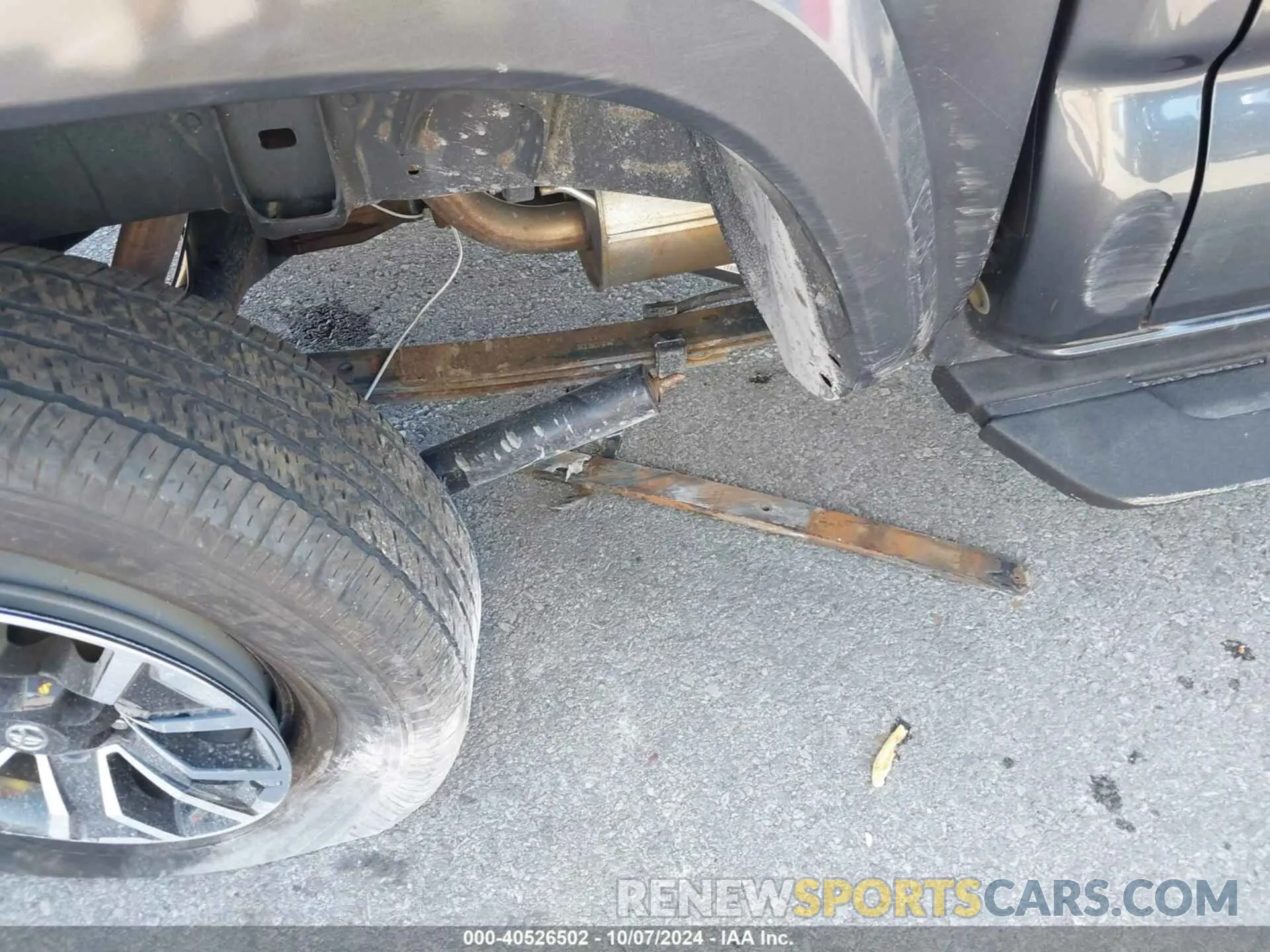 16 Photograph of a damaged car 3TMCZ5AN6MM392933 TOYOTA TACOMA 2021