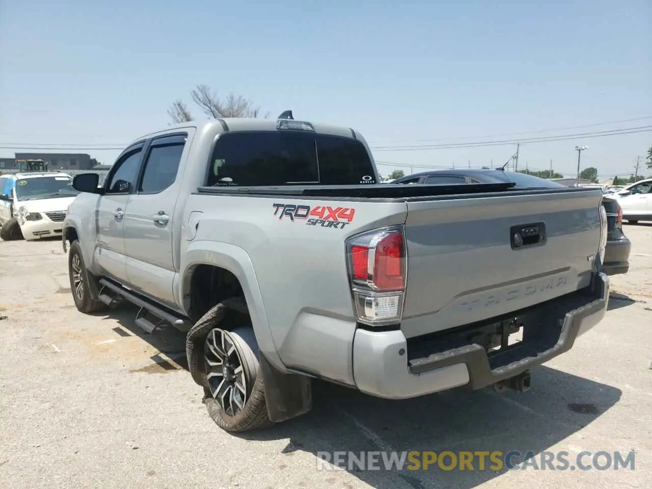 3 Фотография поврежденного автомобиля 3TMCZ5AN6MM407074 TOYOTA TACOMA 2021
