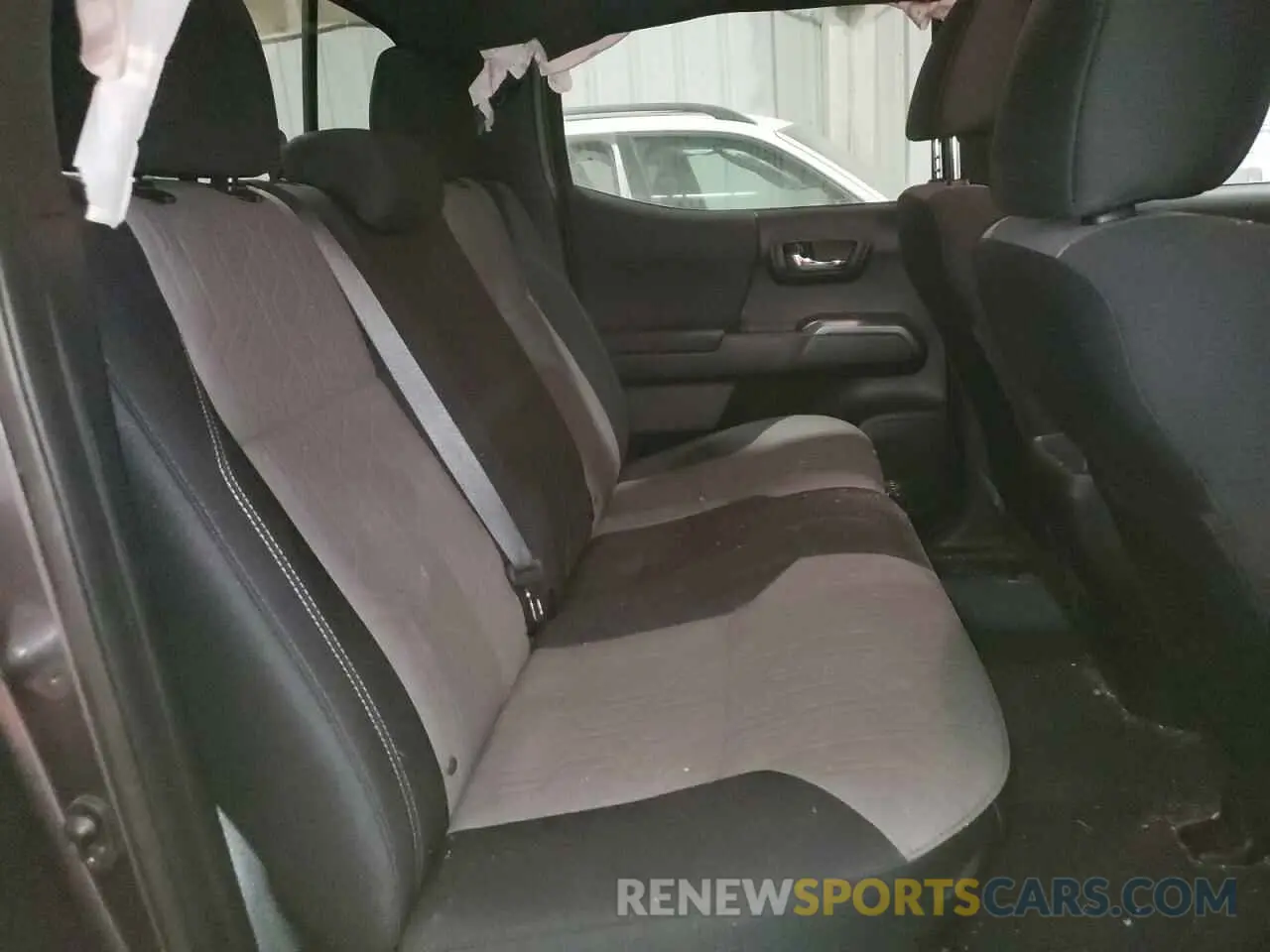 11 Фотография поврежденного автомобиля 3TMCZ5AN6MM420150 TOYOTA TACOMA 2021