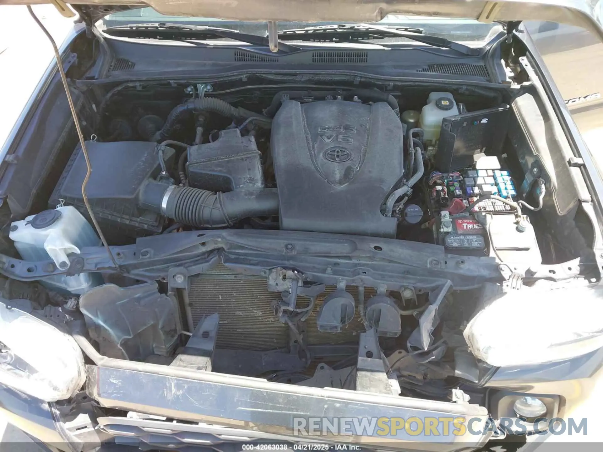 10 Фотография поврежденного автомобиля 3TMCZ5AN7MM399387 TOYOTA TACOMA 2021