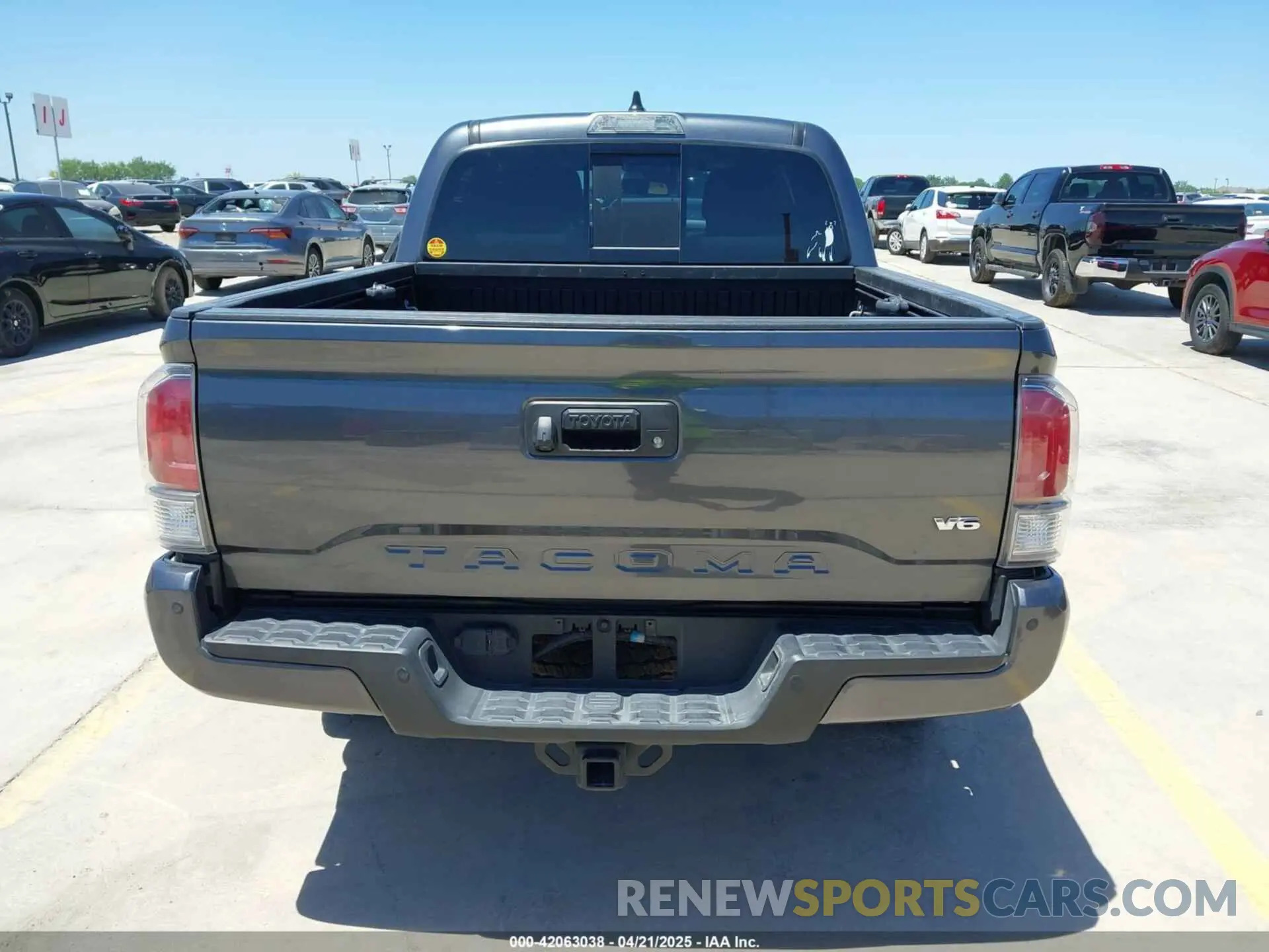 16 Фотография поврежденного автомобиля 3TMCZ5AN7MM399387 TOYOTA TACOMA 2021
