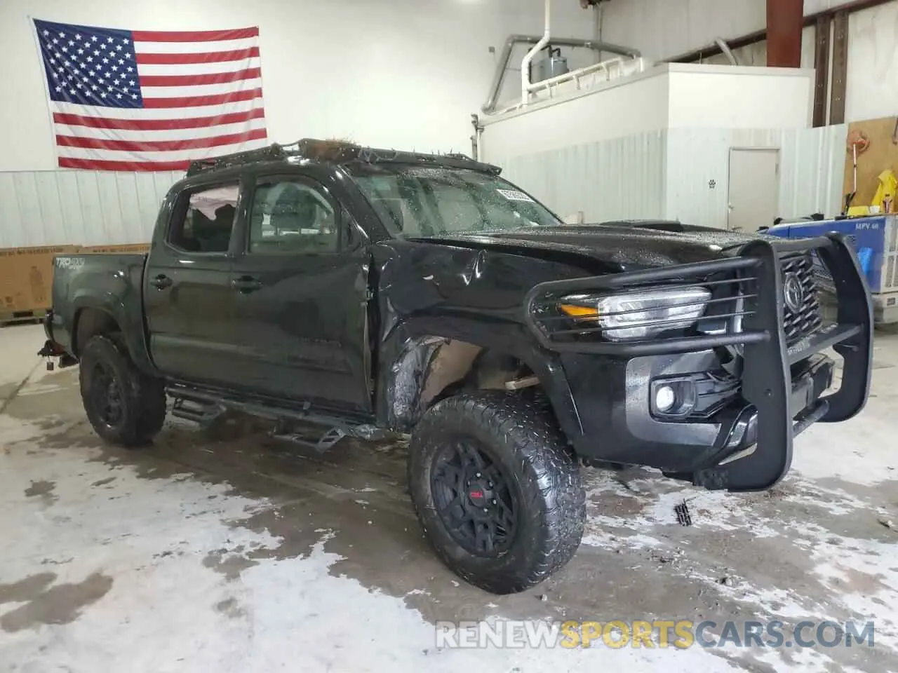 4 Photograph of a damaged car 3TMCZ5AN7MM439497 TOYOTA TACOMA 2021