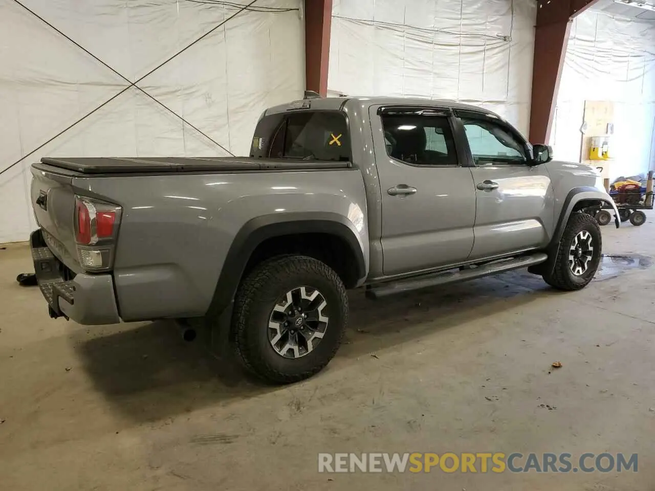 3 Фотография поврежденного автомобиля 3TMCZ5AN8MM372165 TOYOTA TACOMA 2021