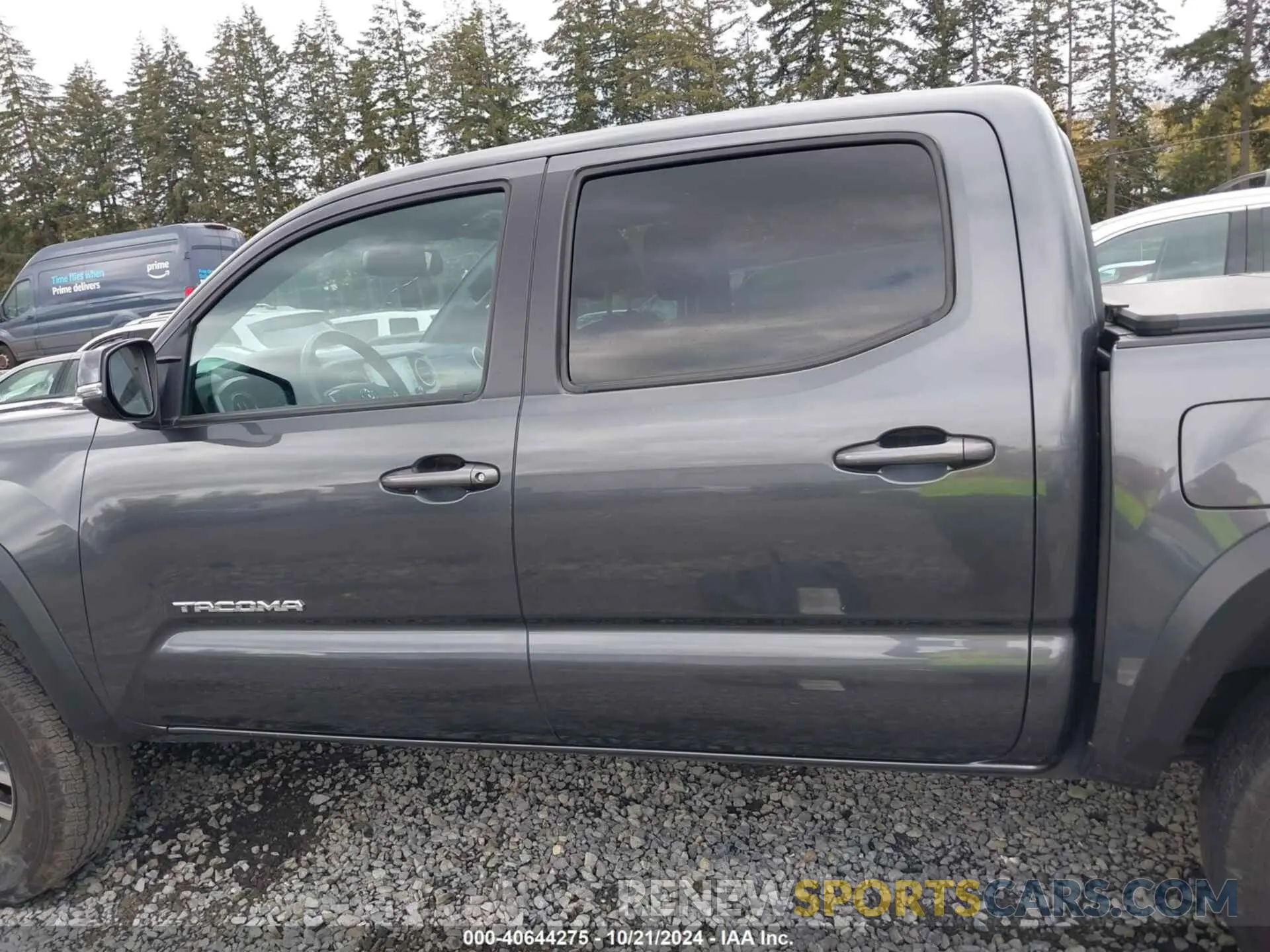 13 Photograph of a damaged car 3TMCZ5AN8MM423759 TOYOTA TACOMA 2021
