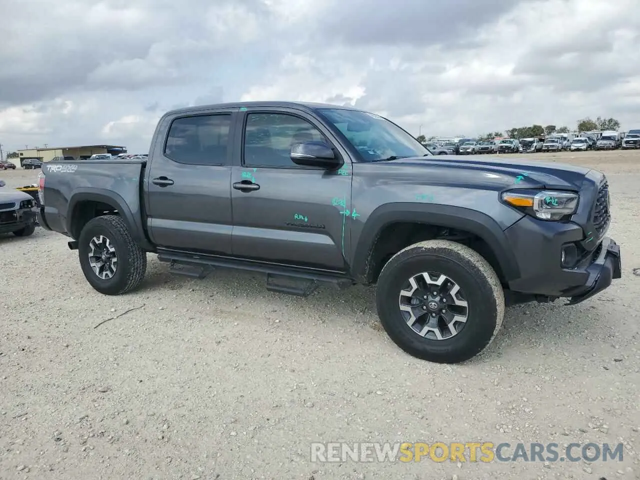 4 Photograph of a damaged car 3TMCZ5AN8MM440755 TOYOTA TACOMA 2021