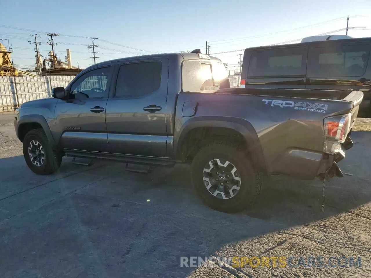 2 Photograph of a damaged car 3TMCZ5AN8MM453084 TOYOTA TACOMA 2021