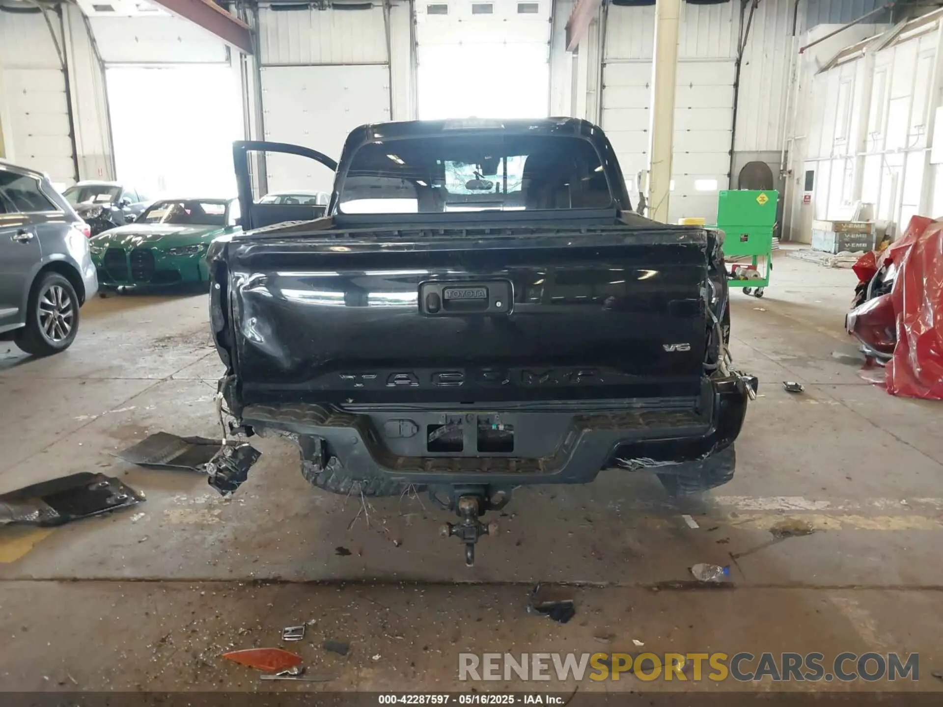 15 Photograph of a damaged car 3TMCZ5ANXMM370093 TOYOTA TACOMA 2021