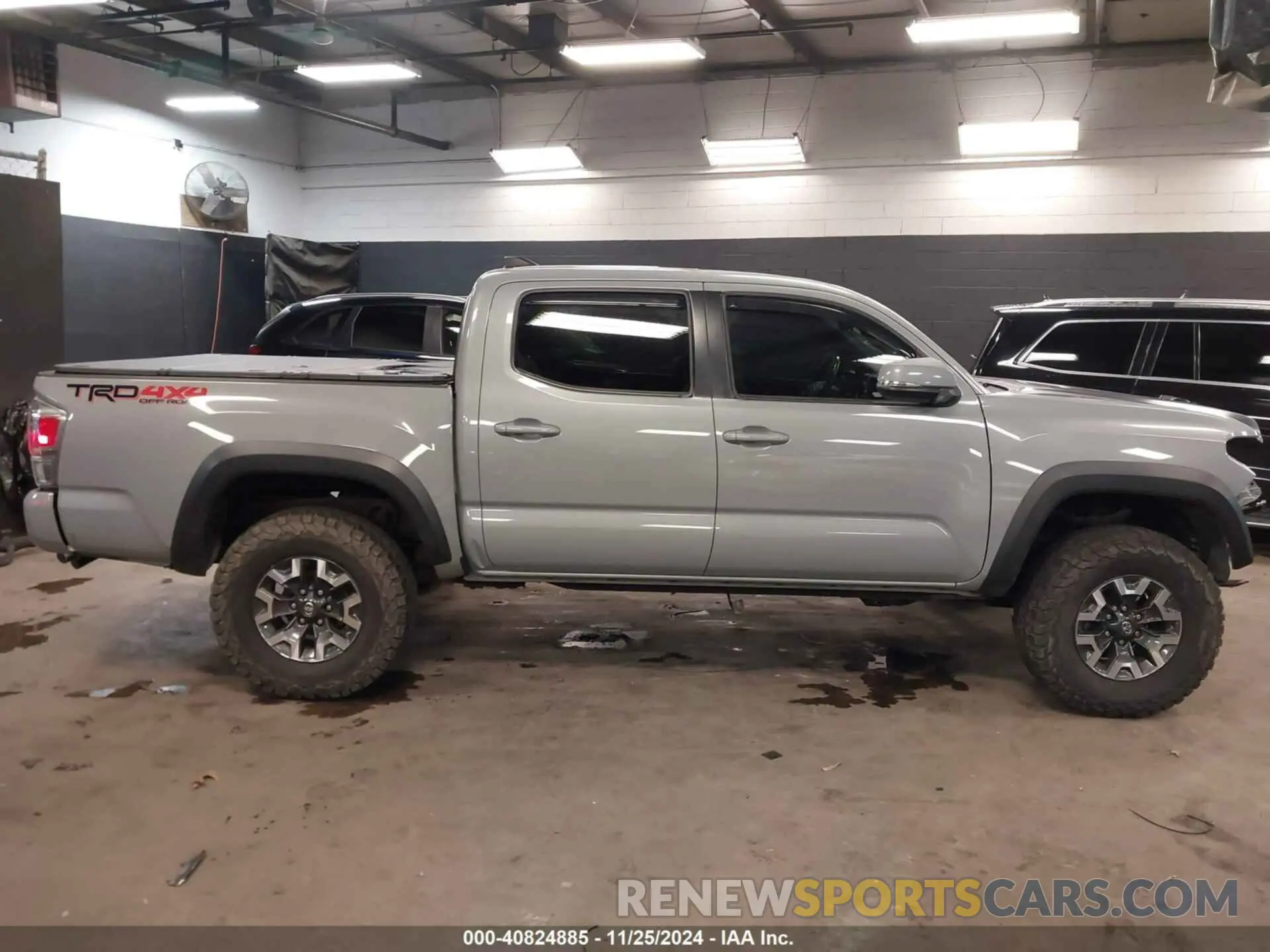 14 Photograph of a damaged car 3TMCZ5ANXMM381529 TOYOTA TACOMA 2021