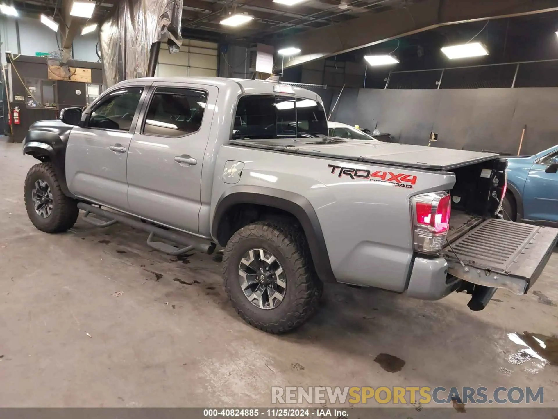 3 Photograph of a damaged car 3TMCZ5ANXMM381529 TOYOTA TACOMA 2021