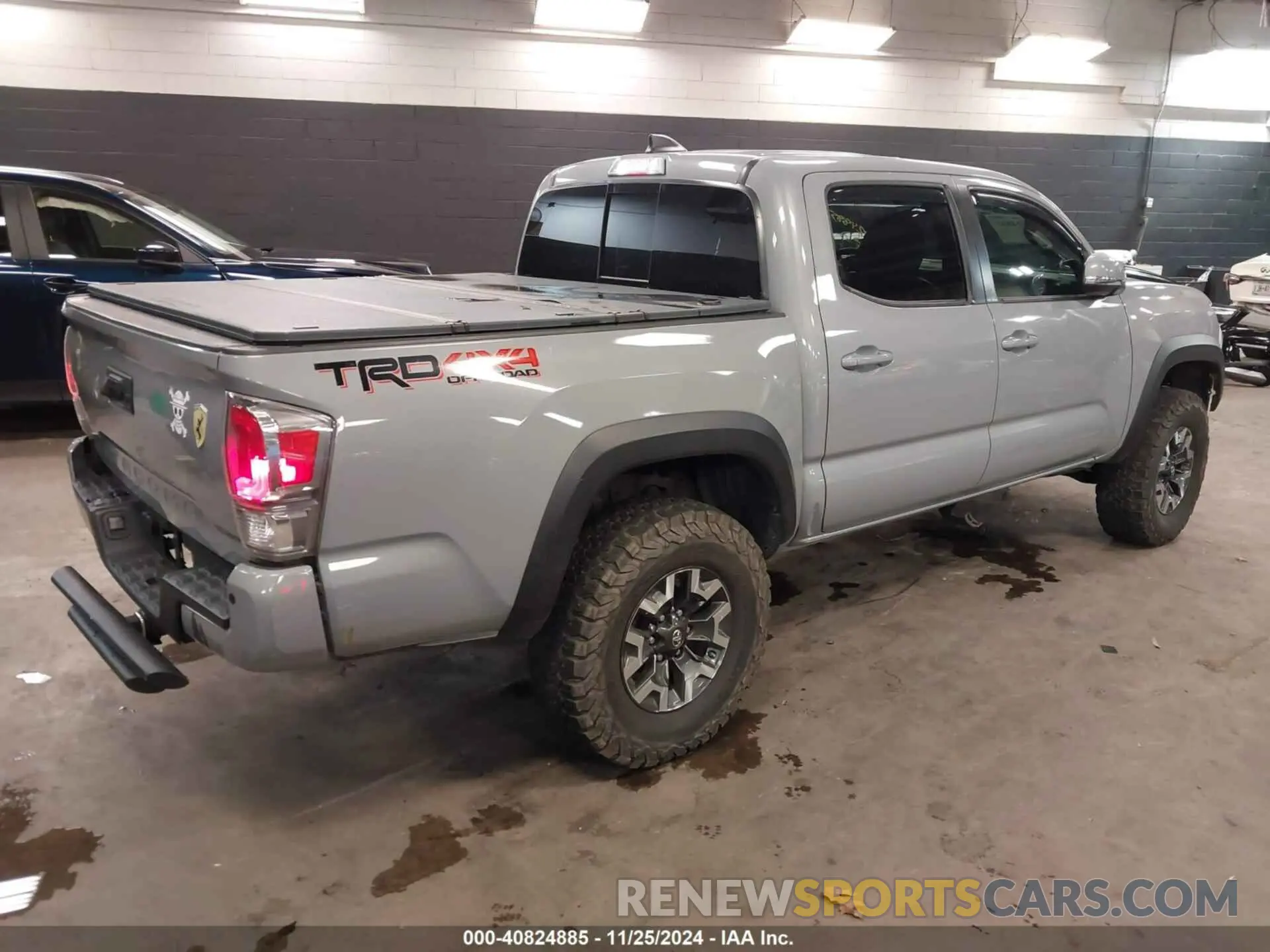 4 Photograph of a damaged car 3TMCZ5ANXMM381529 TOYOTA TACOMA 2021