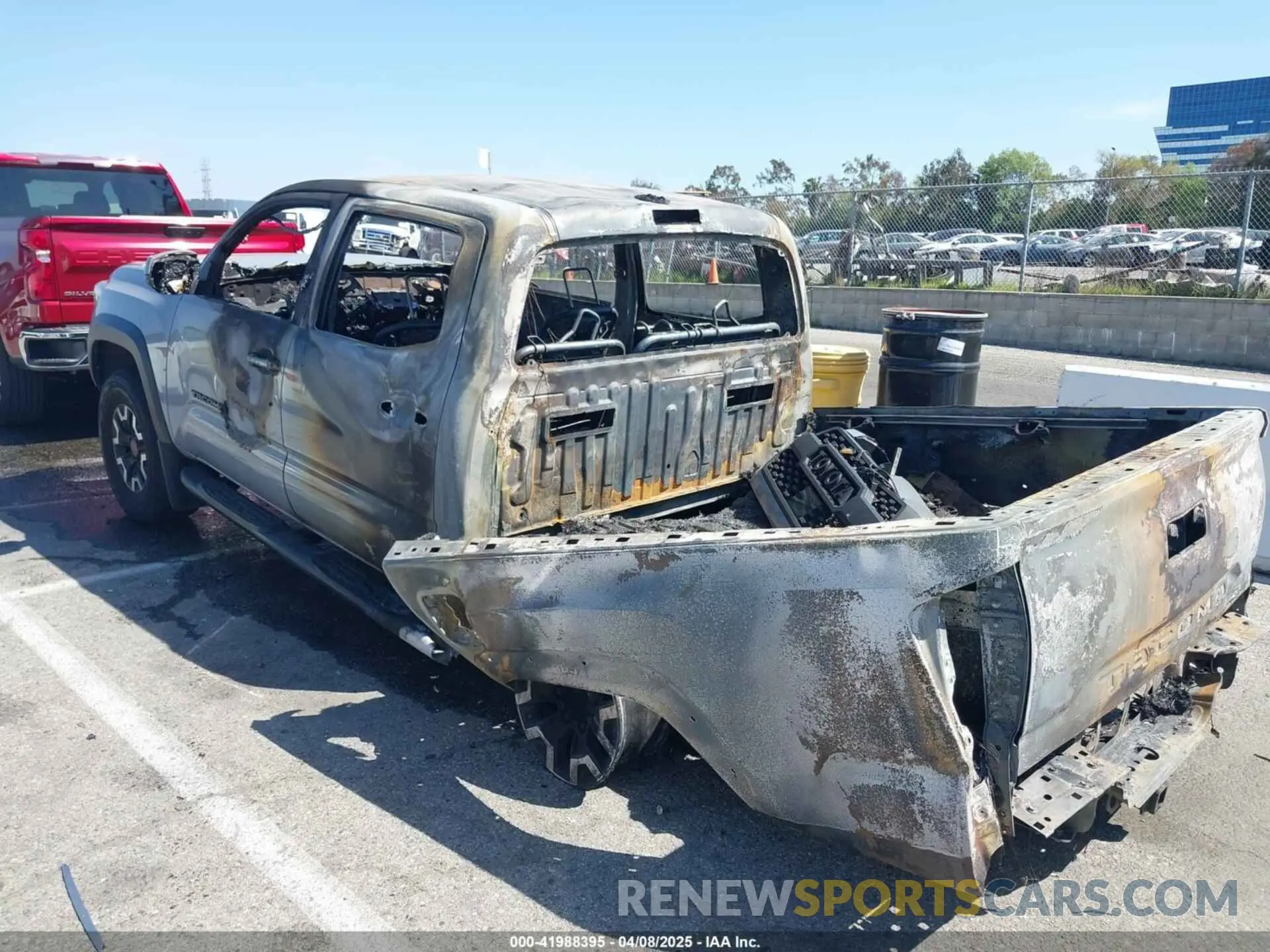 13 Photograph of a damaged car 3TMCZ5ANXMM394460 TOYOTA TACOMA 2021