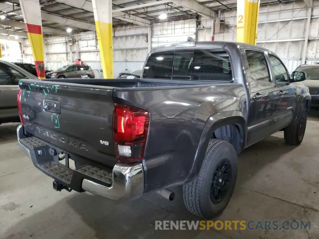 4 Photograph of a damaged car 3TMCZ5ANXMM446850 TOYOTA TACOMA 2021
