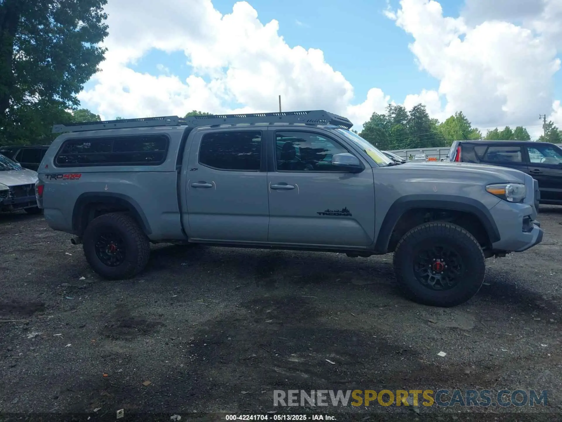 13 Photograph of a damaged car 3TMDZ5BN3MM112338 TOYOTA TACOMA 2021