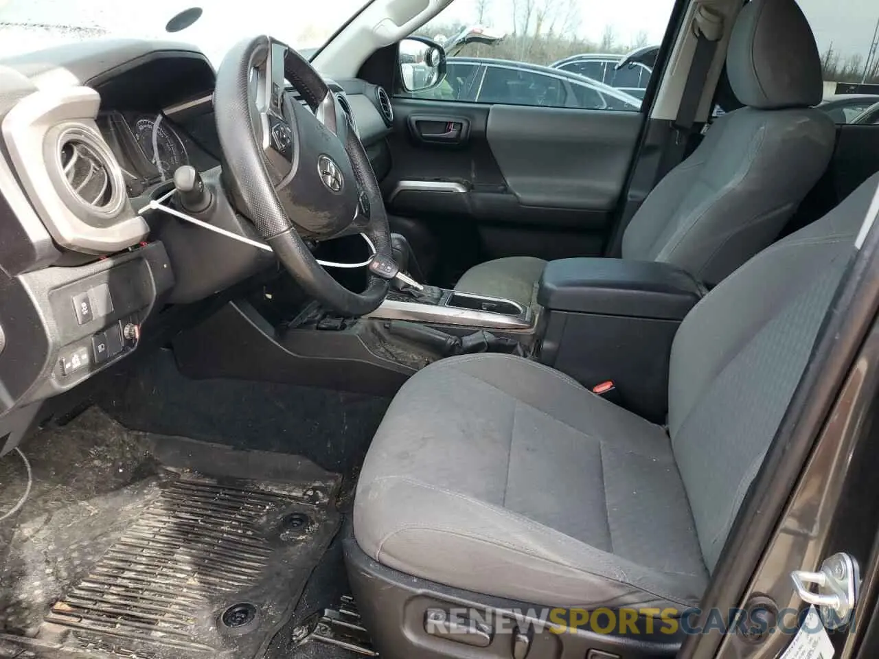 7 Photograph of a damaged car 3TMDZ5BN5MM120263 TOYOTA TACOMA 2021