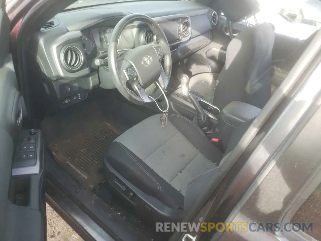 8 Photograph of a damaged car 3TMDZ5BNXMM100994 TOYOTA TACOMA 2021