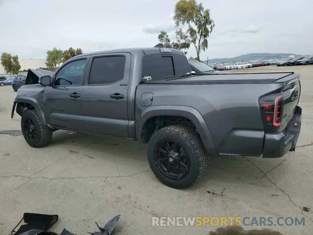 2 Photograph of a damaged car 3TMGZ5AN6MM417704 TOYOTA TACOMA 2021