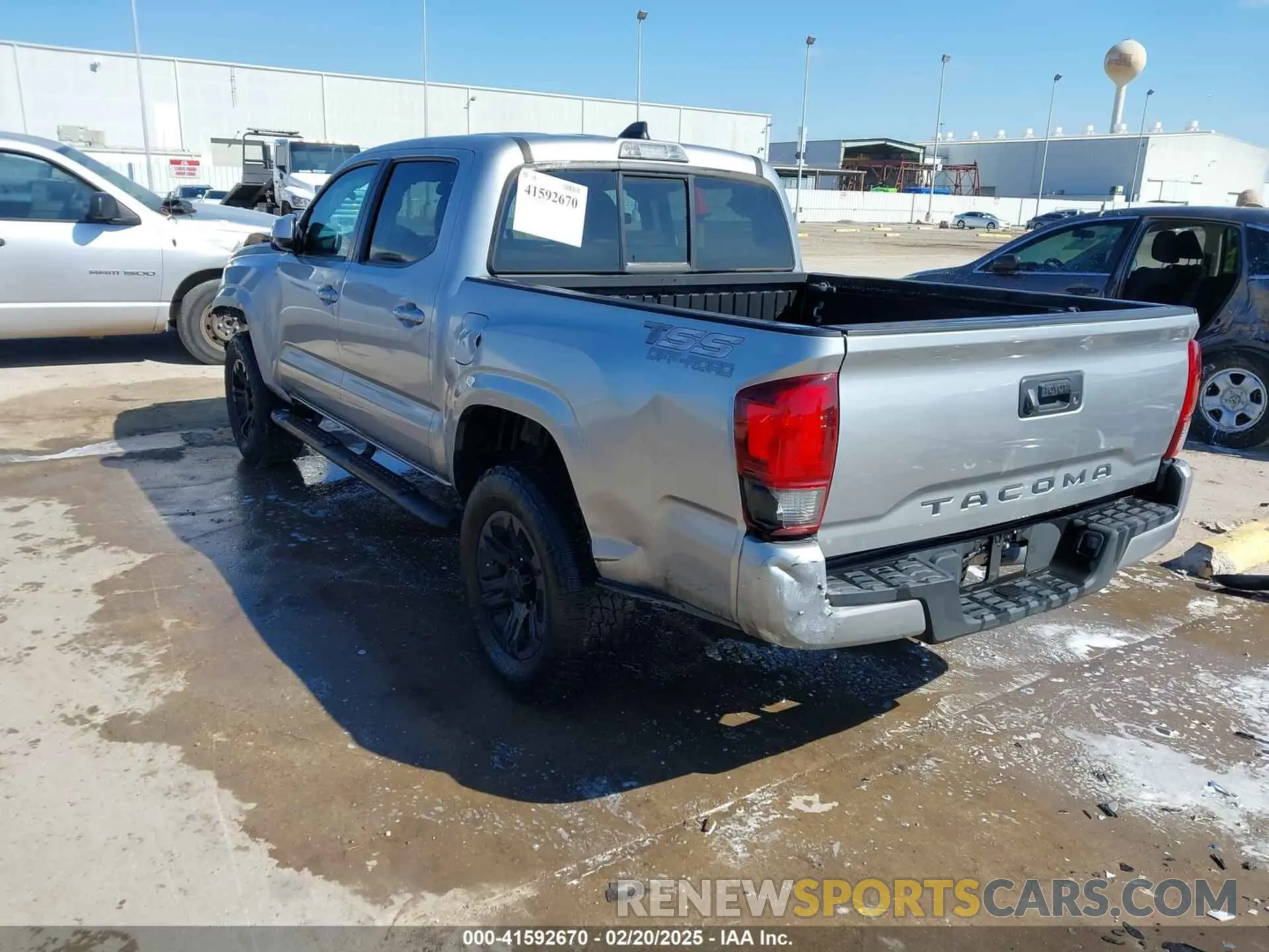 3 Фотография поврежденного автомобиля 3TYAX5GN0MT020061 TOYOTA TACOMA 2021