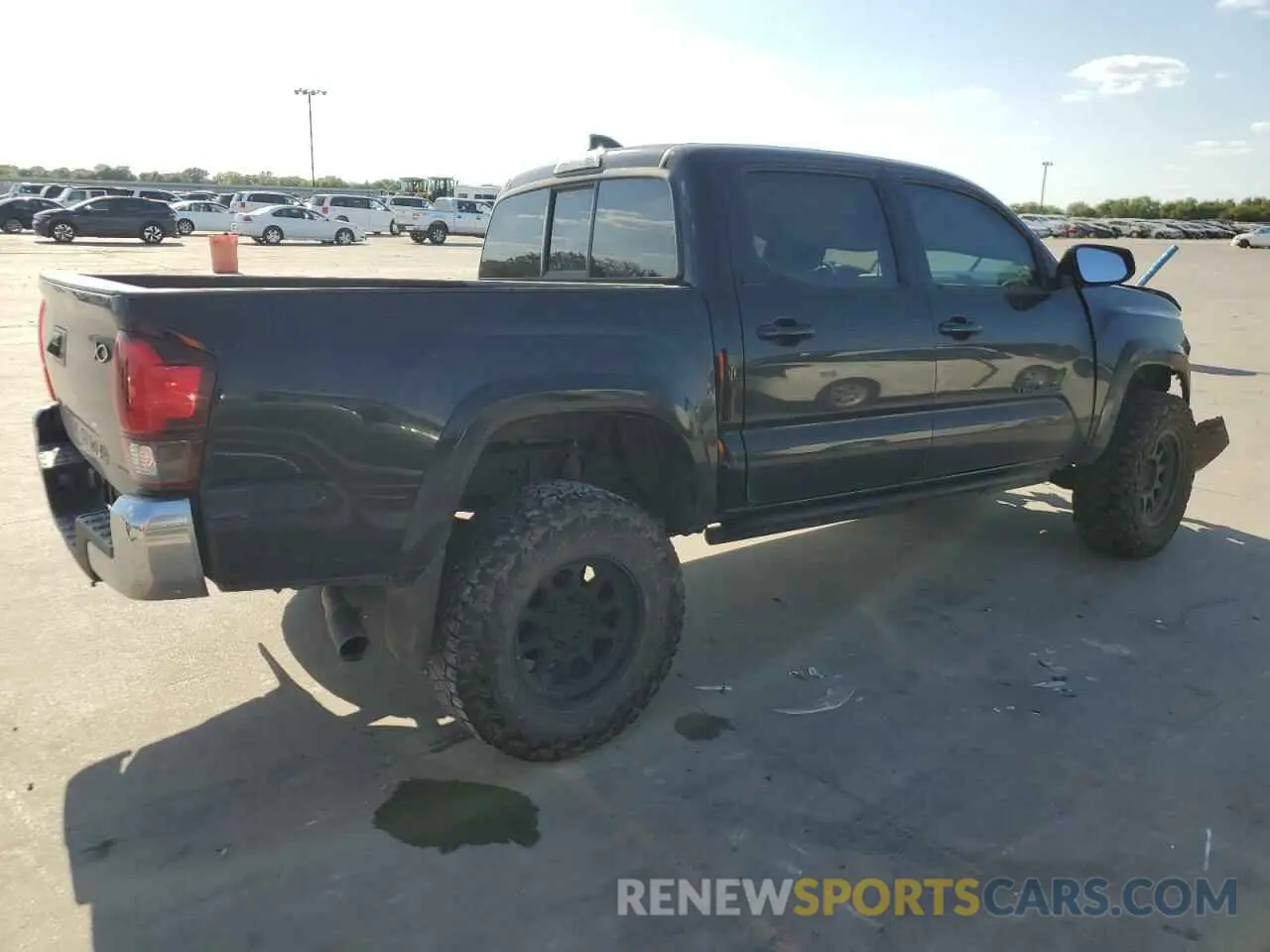 3 Photograph of a damaged car 3TYAX5GN2MT011703 TOYOTA TACOMA 2021