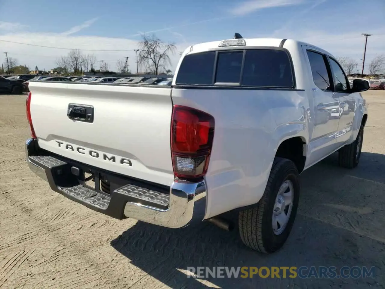 4 Photograph of a damaged car 3TYAX5GN2MT021762 TOYOTA TACOMA 2021