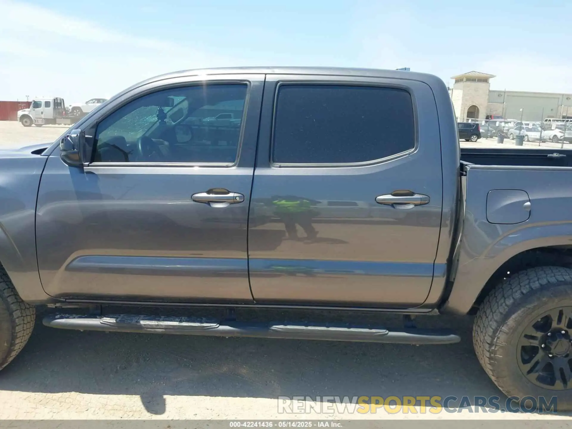 14 Photograph of a damaged car 3TYAX5GN3MT015565 TOYOTA TACOMA 2021
