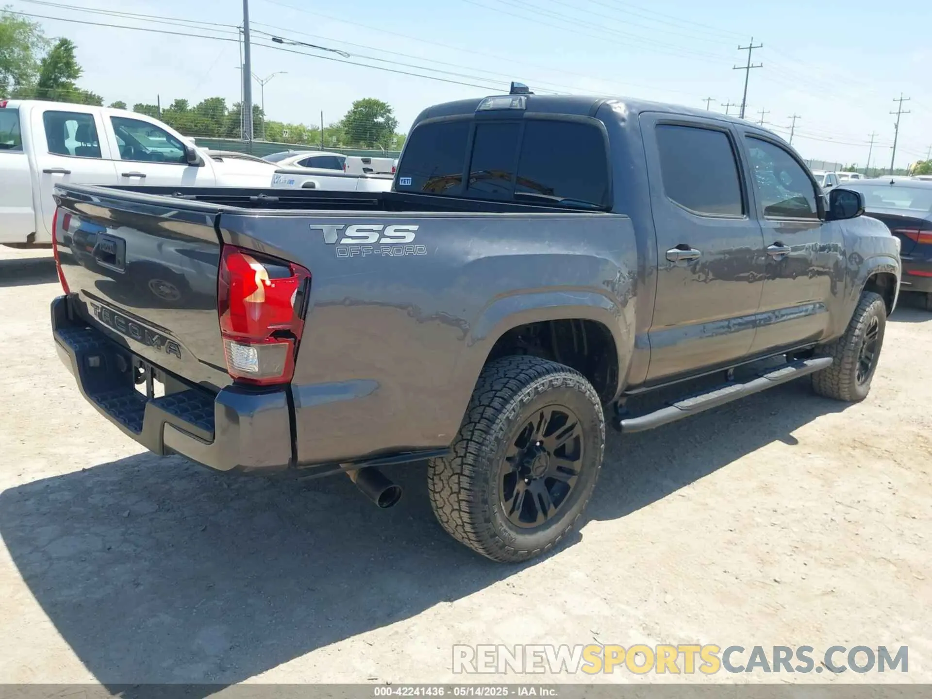 4 Photograph of a damaged car 3TYAX5GN3MT015565 TOYOTA TACOMA 2021