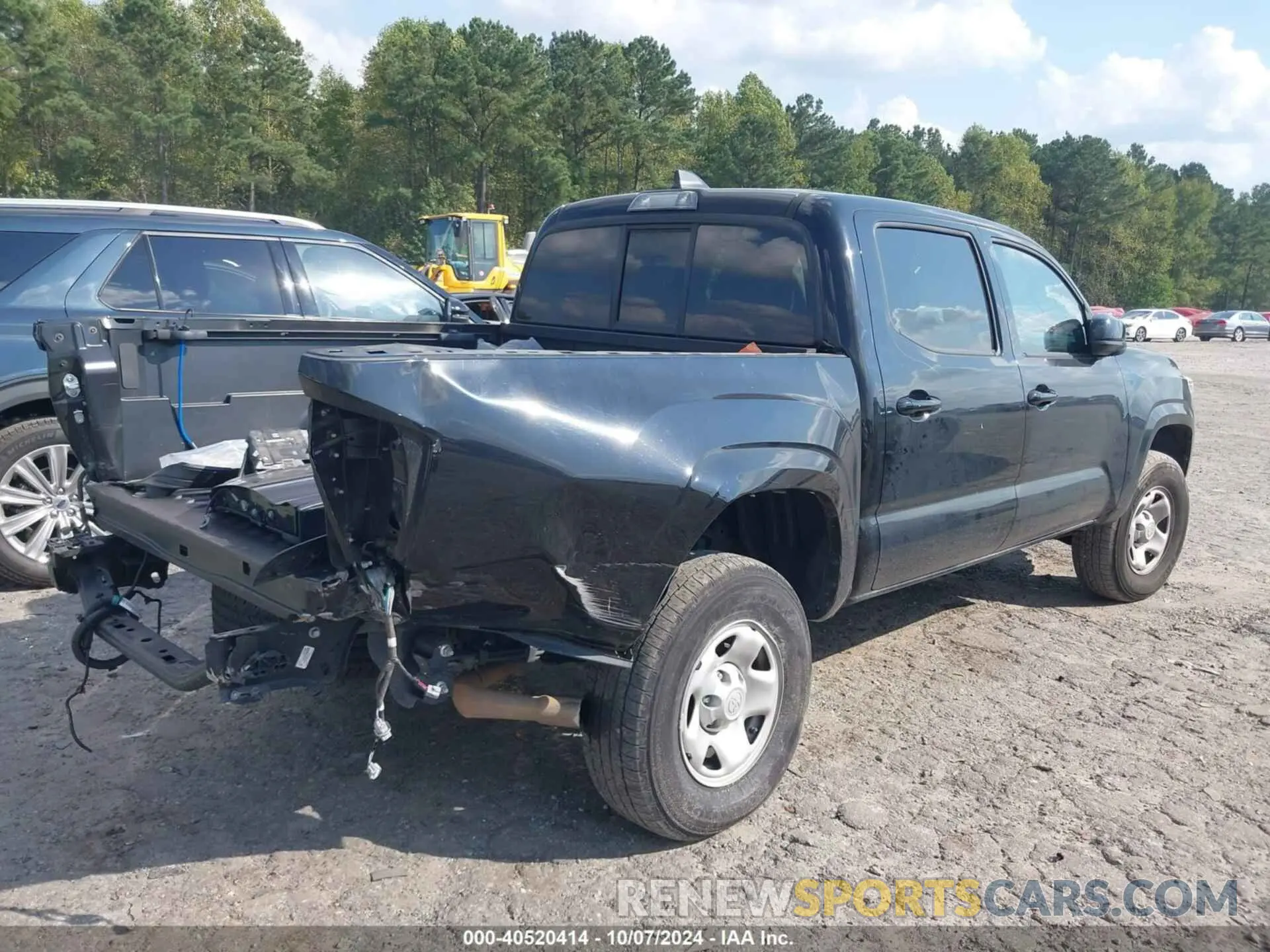 4 Photograph of a damaged car 3TYAX5GN4MT015106 TOYOTA TACOMA 2021