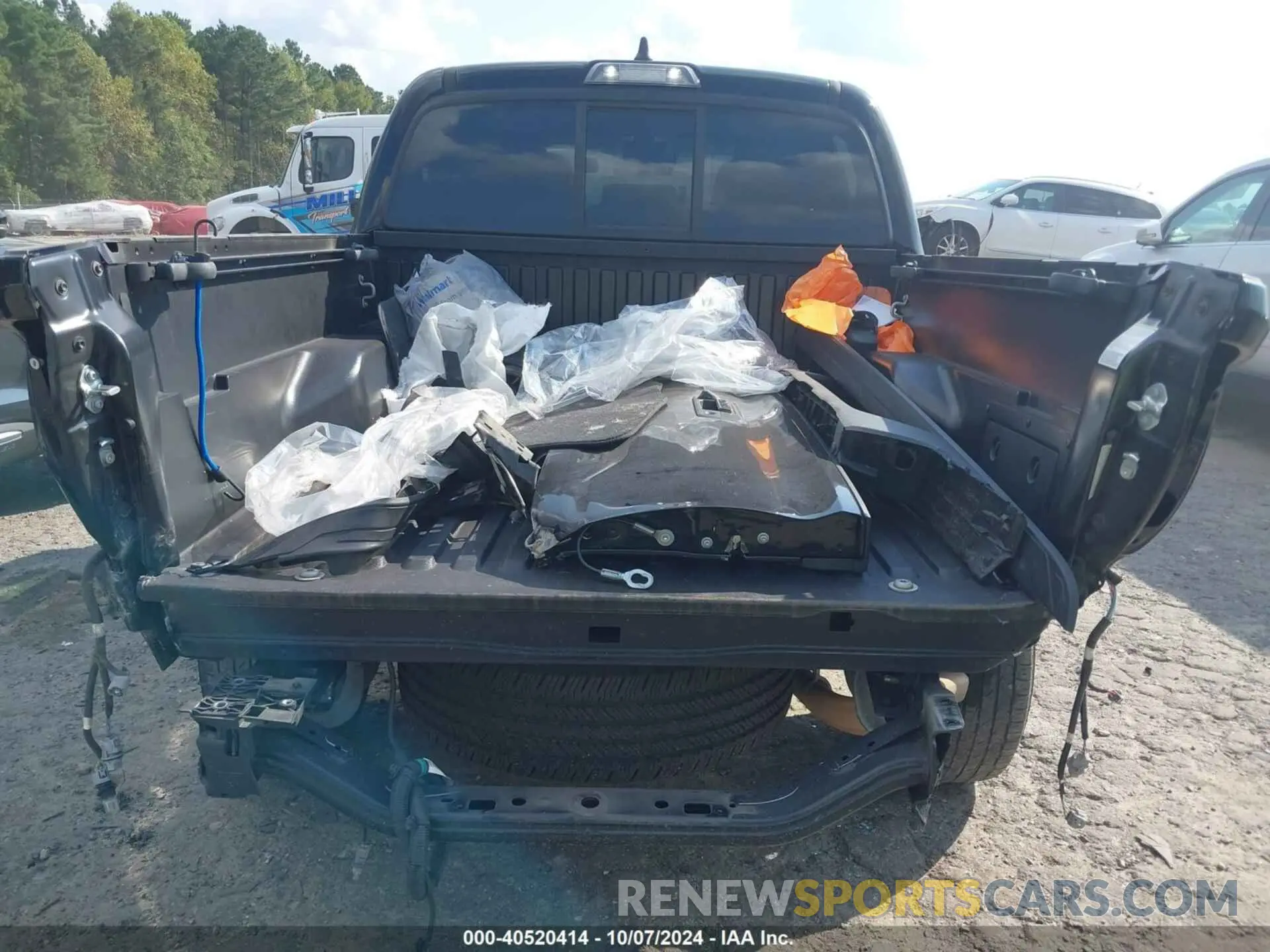 6 Photograph of a damaged car 3TYAX5GN4MT015106 TOYOTA TACOMA 2021