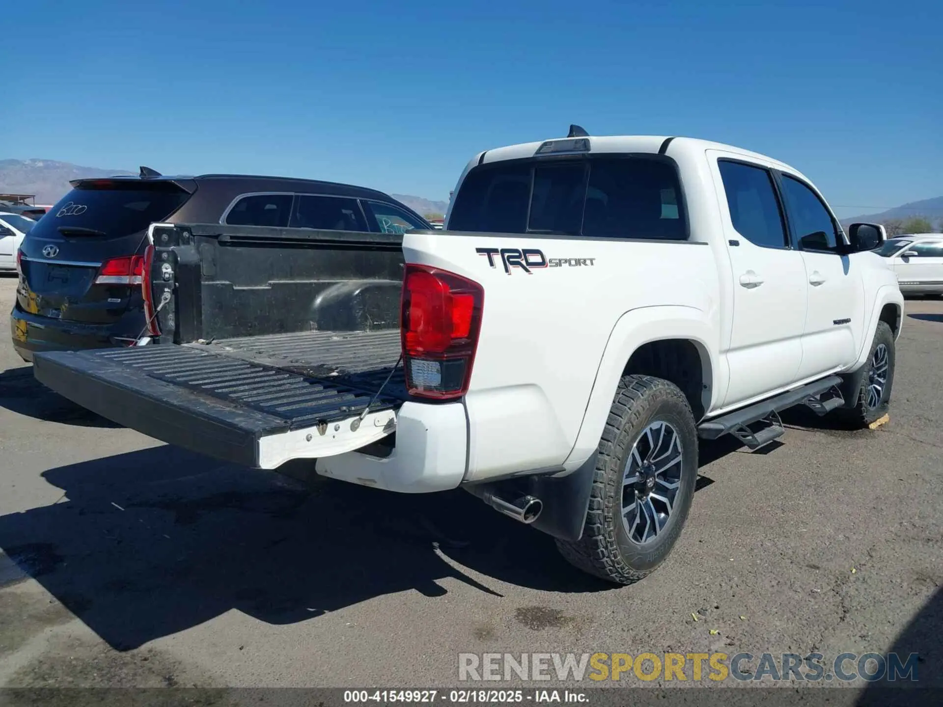 4 Photograph of a damaged car 3TYAX5GN5MT014868 TOYOTA TACOMA 2021