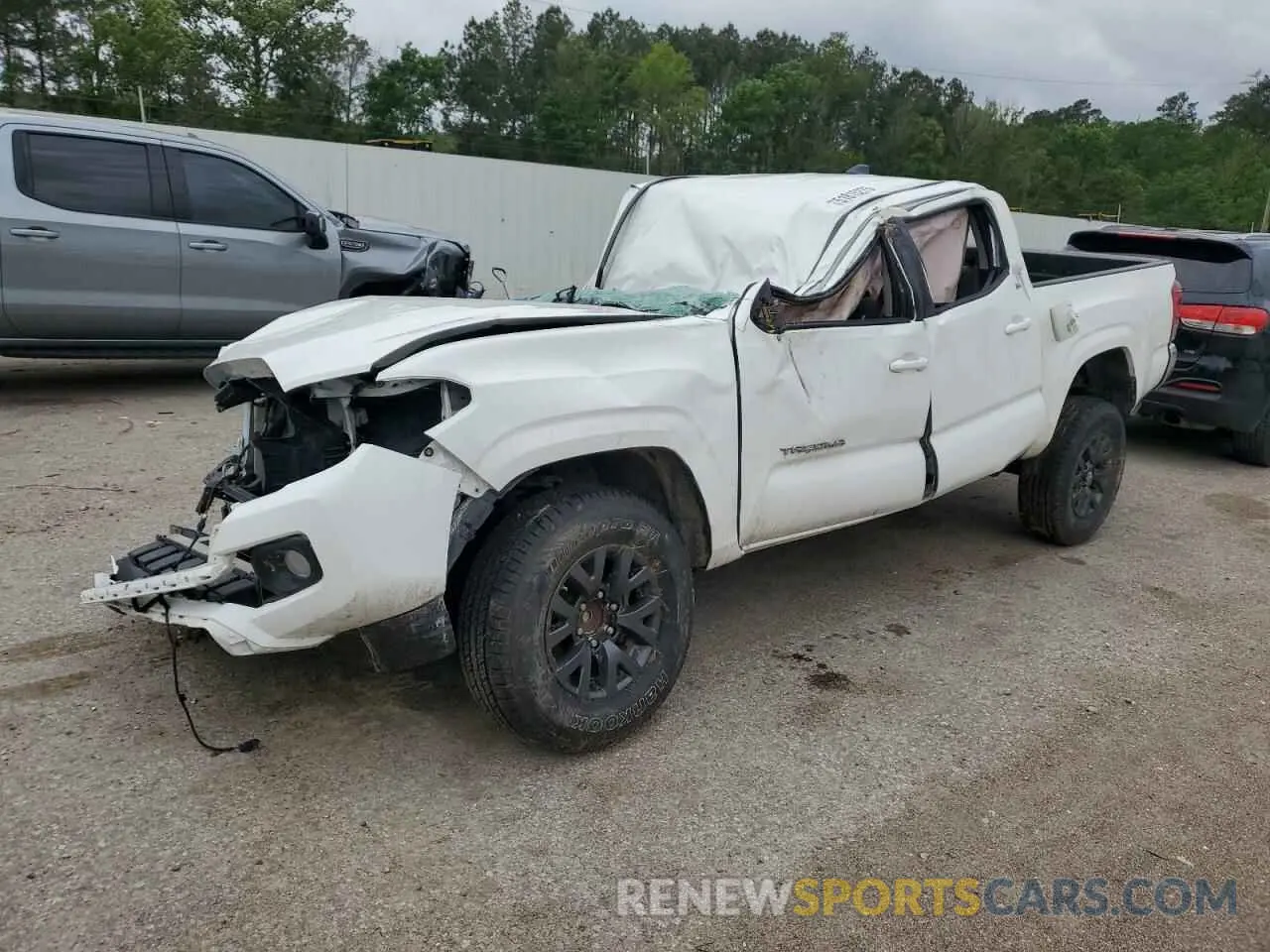 1 Photograph of a damaged car 3TYAX5GN6MT017813 TOYOTA TACOMA 2021