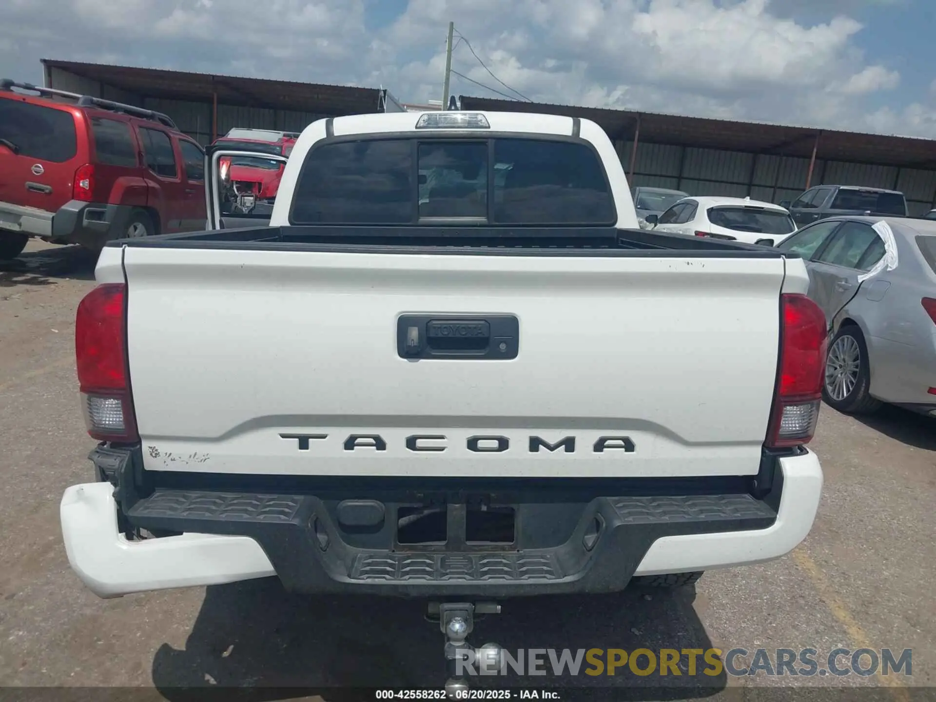 17 Фотография поврежденного автомобиля 3TYAX5GN7MT013575 TOYOTA TACOMA 2021