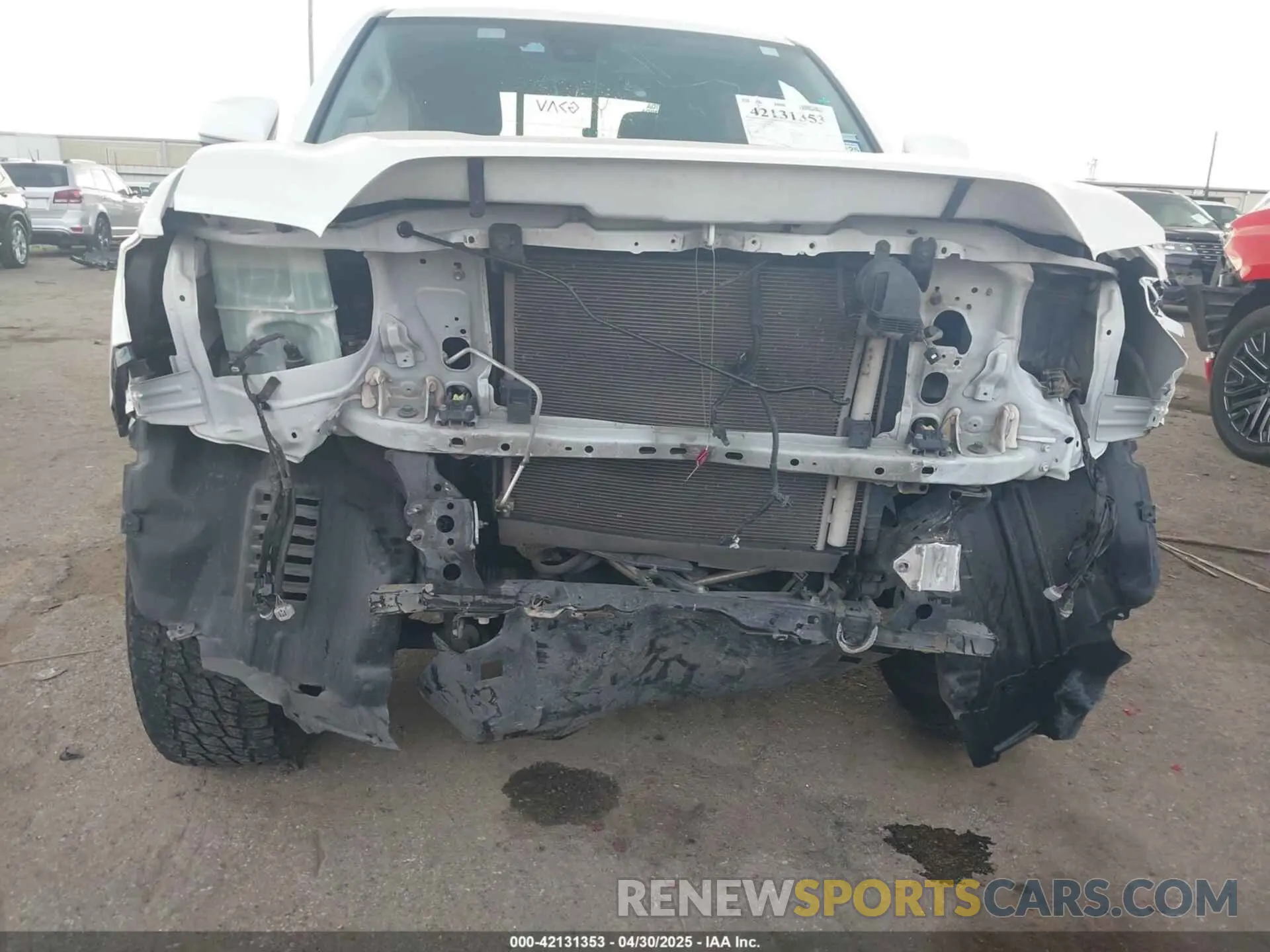 12 Photograph of a damaged car 3TYAX5GN7MT026410 TOYOTA TACOMA 2021
