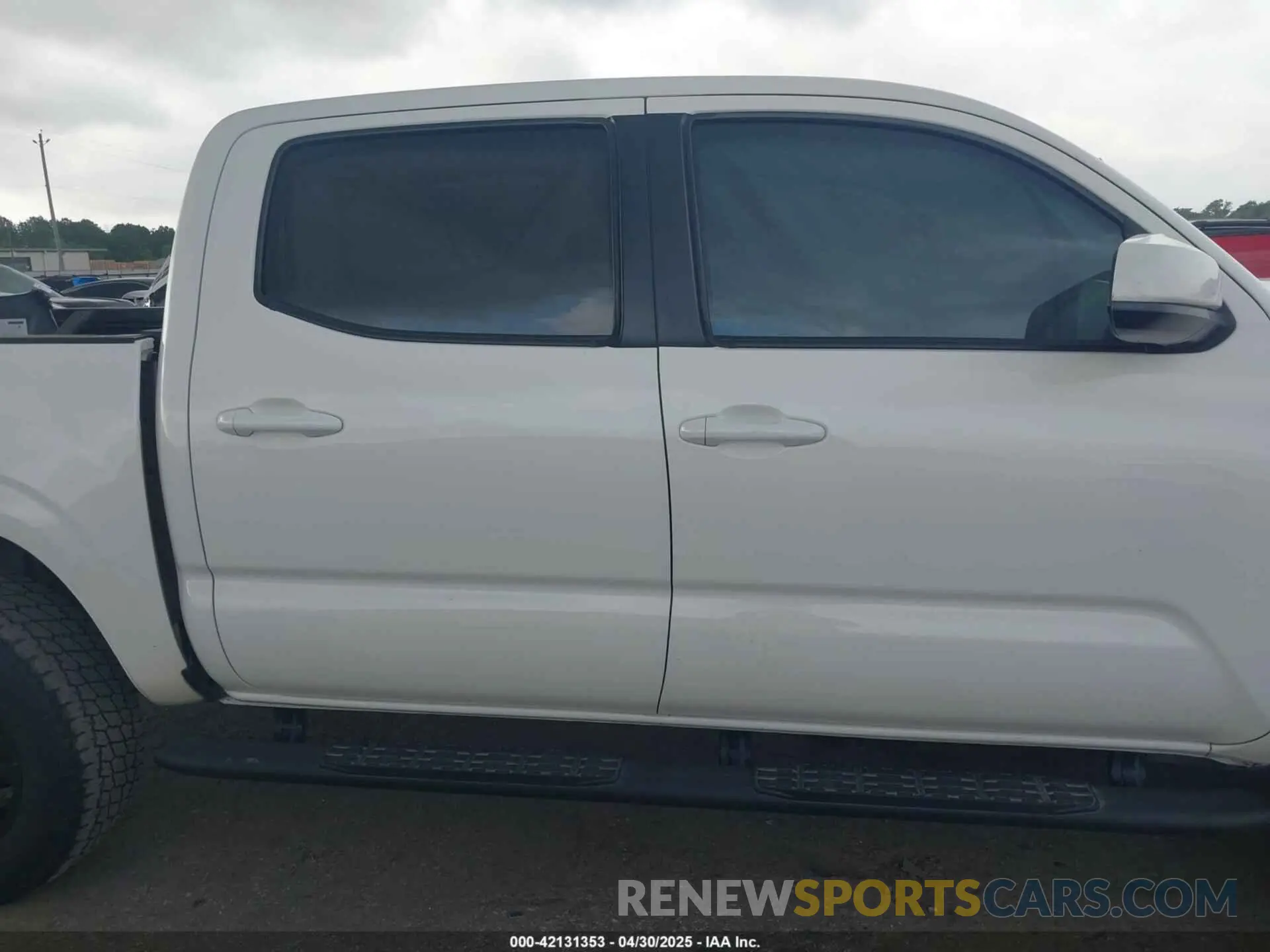 13 Photograph of a damaged car 3TYAX5GN7MT026410 TOYOTA TACOMA 2021