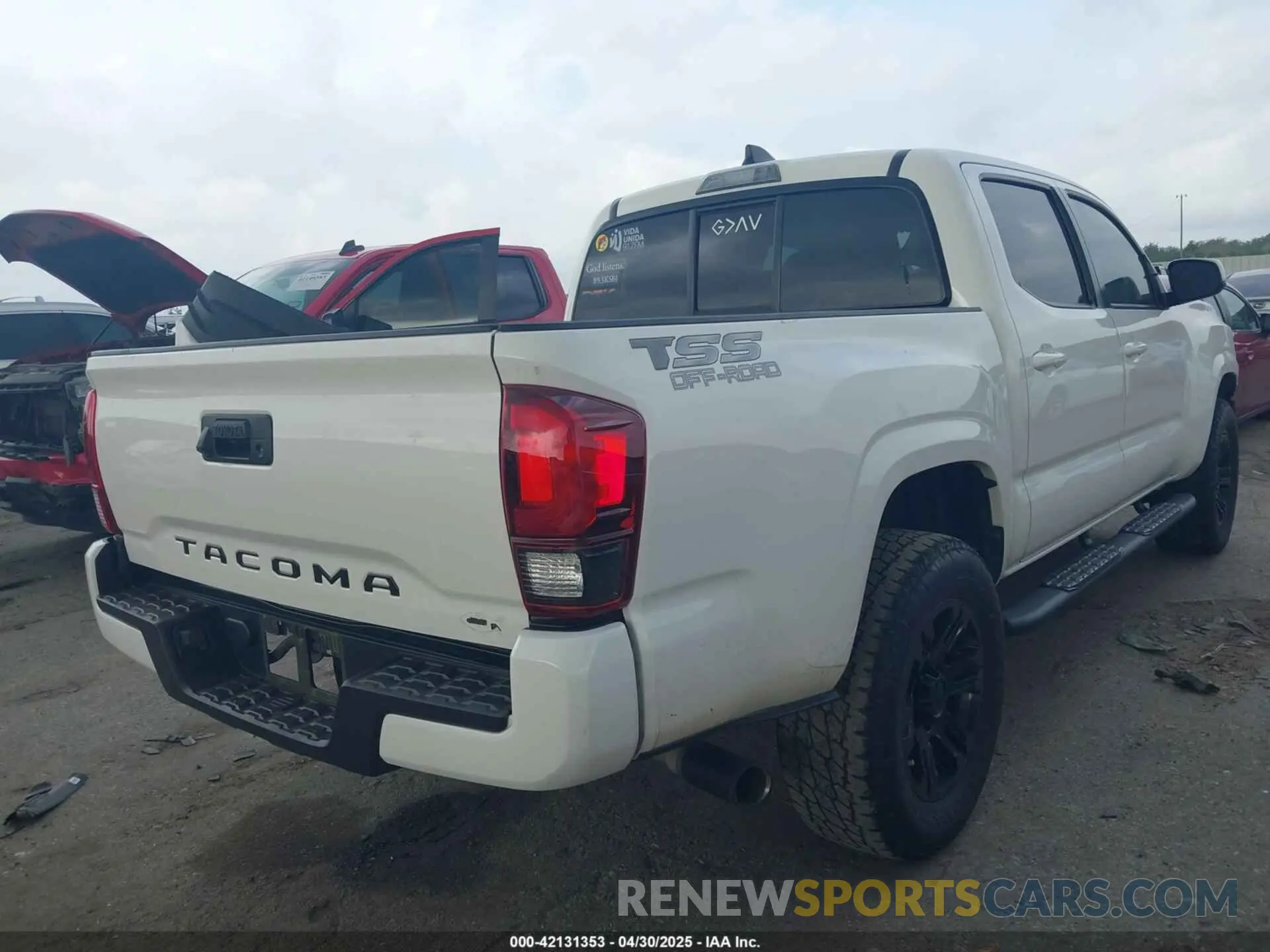 4 Photograph of a damaged car 3TYAX5GN7MT026410 TOYOTA TACOMA 2021