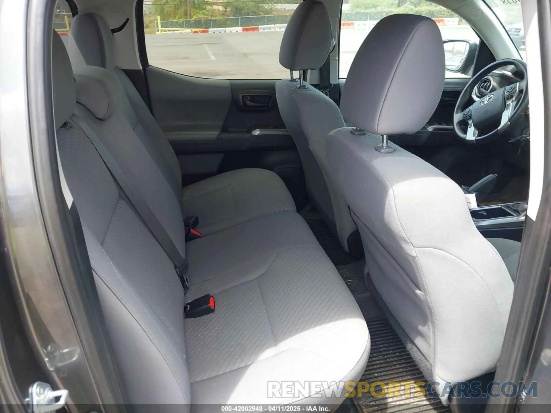 8 Фотография поврежденного автомобиля 3TYAZ5CN1MT006282 TOYOTA TACOMA 2021