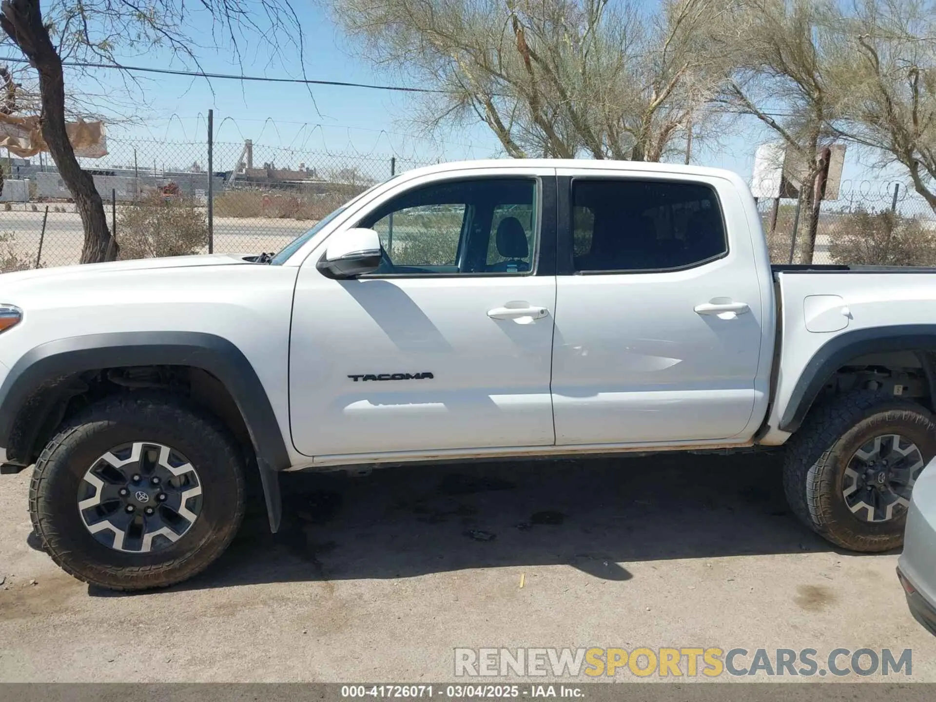 14 Photograph of a damaged car 3TYCZ5AN1MT051556 TOYOTA TACOMA 2021