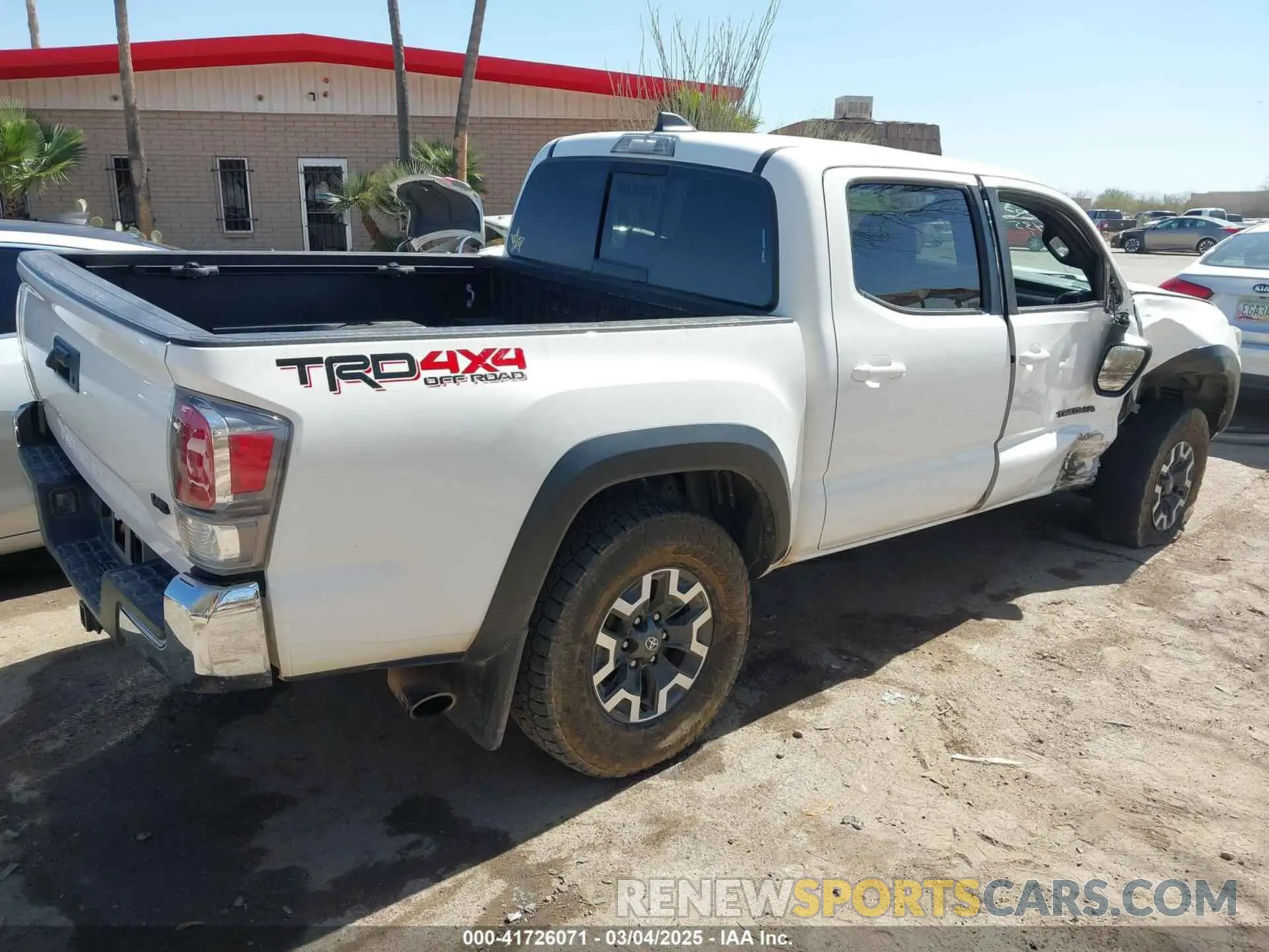 4 Photograph of a damaged car 3TYCZ5AN1MT051556 TOYOTA TACOMA 2021