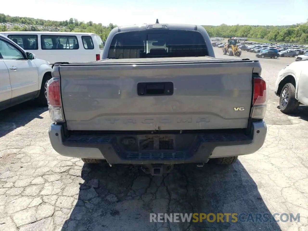 6 Photograph of a damaged car 3TYCZ5AN3MT027503 TOYOTA TACOMA 2021