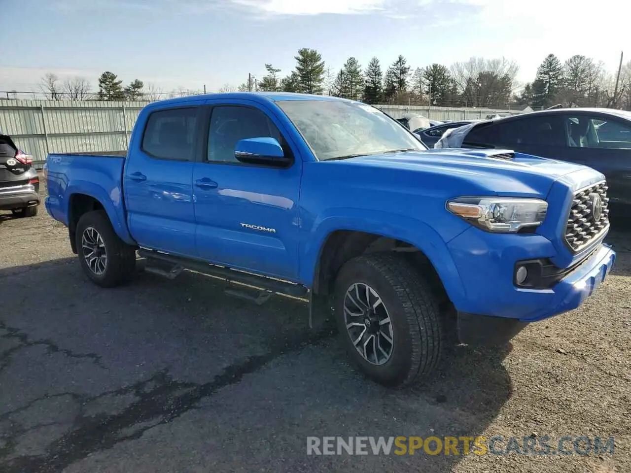 4 Photograph of a damaged car 3TYCZ5AN3MT033298 TOYOTA TACOMA 2021