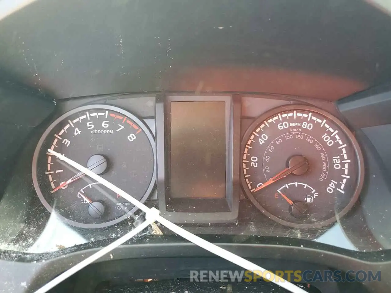9 Photograph of a damaged car 3TYCZ5AN4MT039904 TOYOTA TACOMA 2021