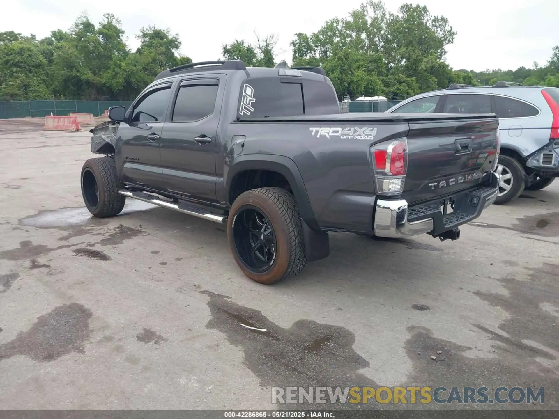 3 Photograph of a damaged car 3TYCZ5AN6MT024918 TOYOTA TACOMA 2021