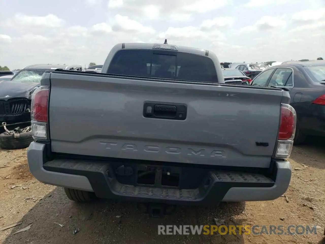 6 Photograph of a damaged car 3TYCZ5AN7MT036205 TOYOTA TACOMA 2021