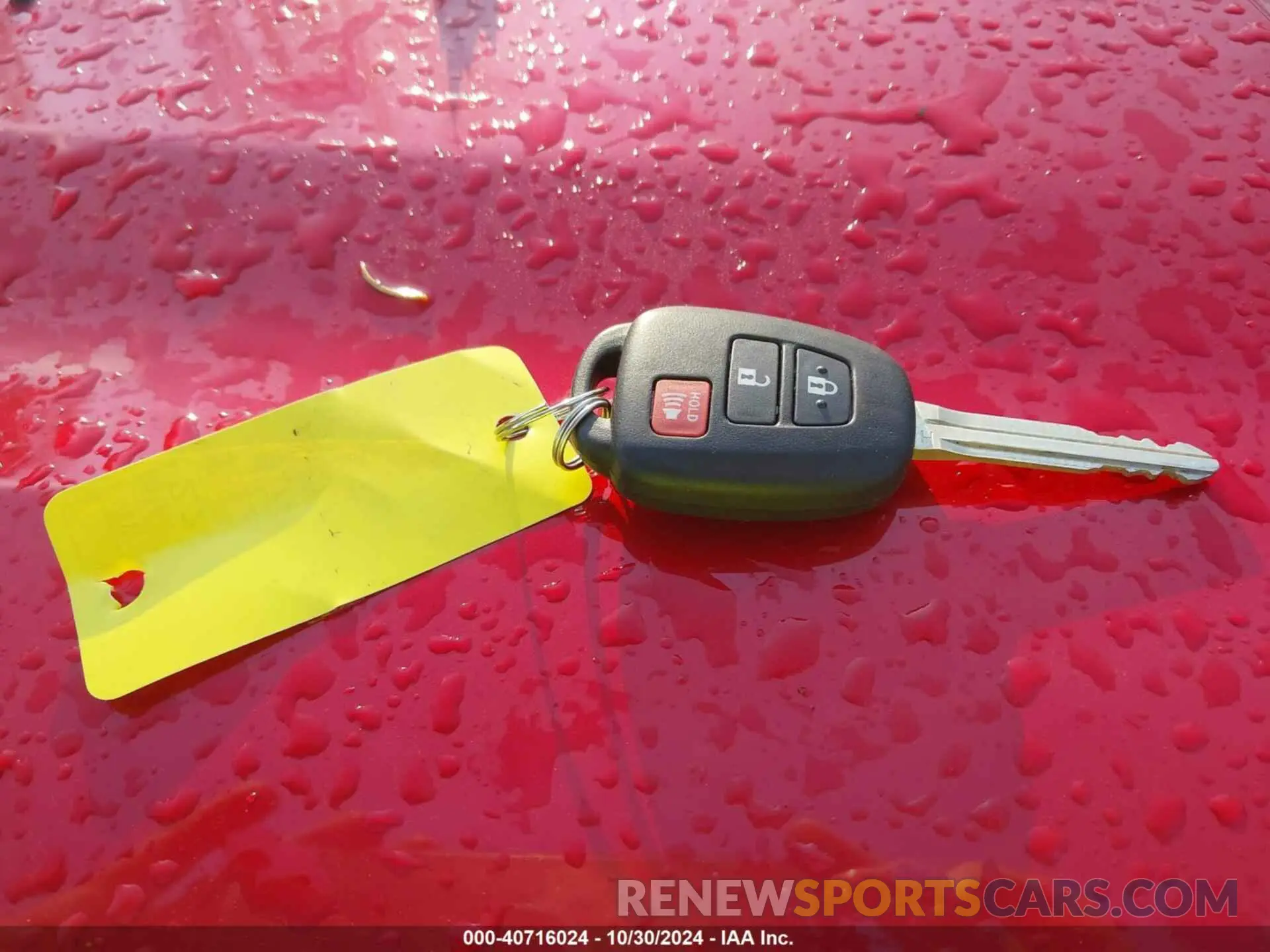 11 Photograph of a damaged car 3TYCZ5ANXMT035324 TOYOTA TACOMA 2021
