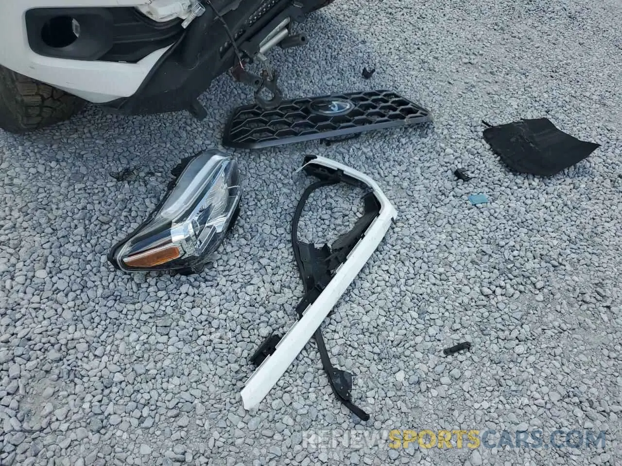 12 Фотография поврежденного автомобиля 3TYDZ5BNXMT001810 TOYOTA TACOMA 2021